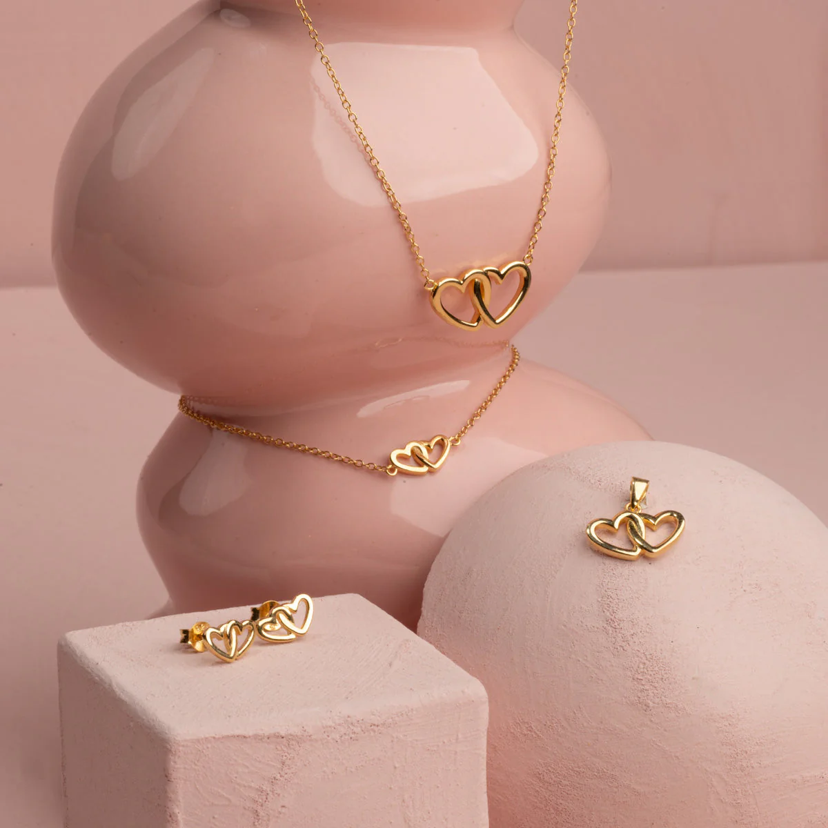 ADORA GOLDEN PENDANT - Image 6
