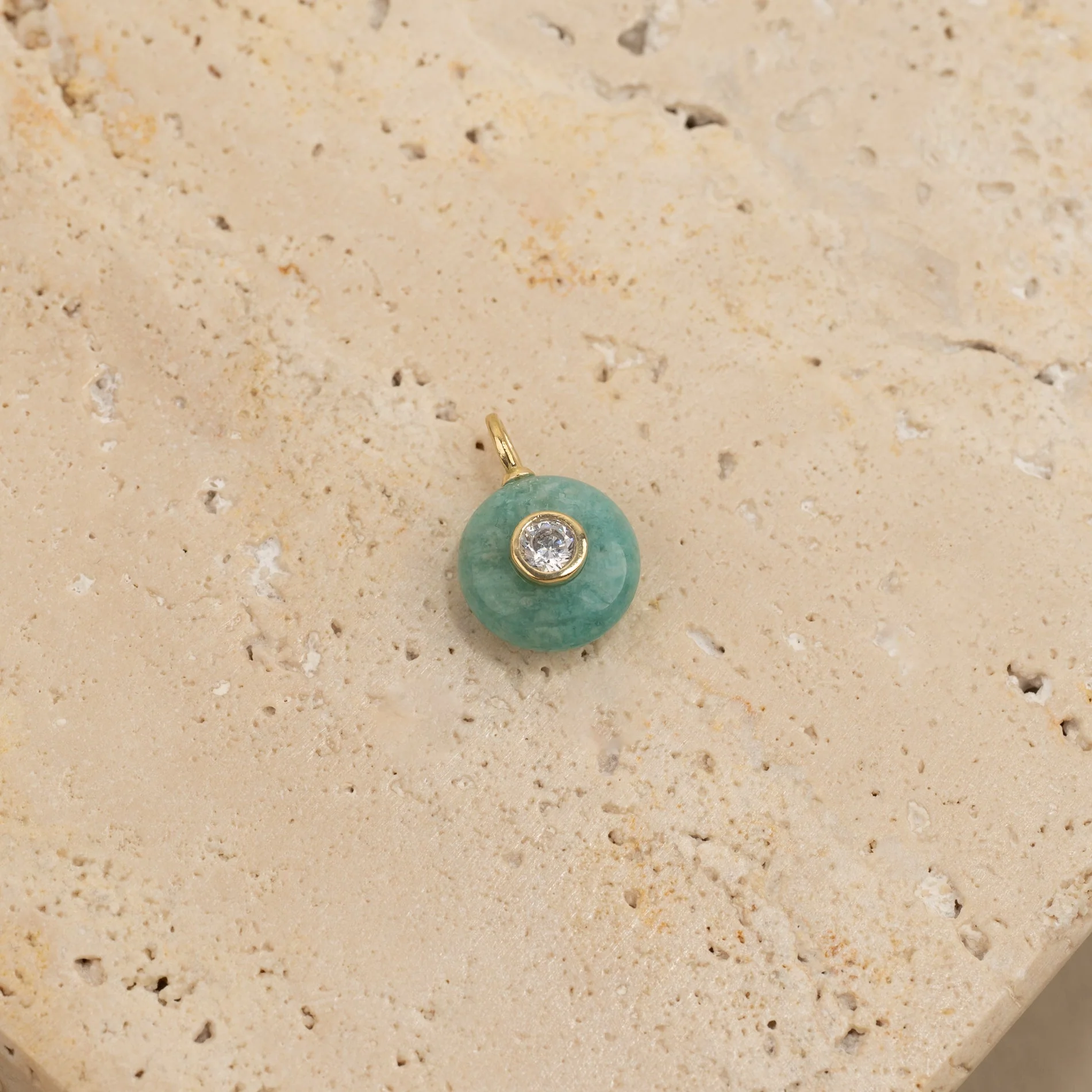 AMINA GOLDEN PENDANT