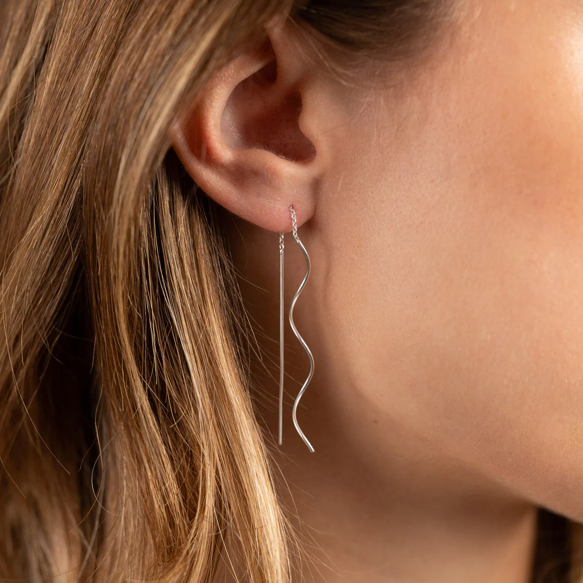 ASTRID SILVER EARRING