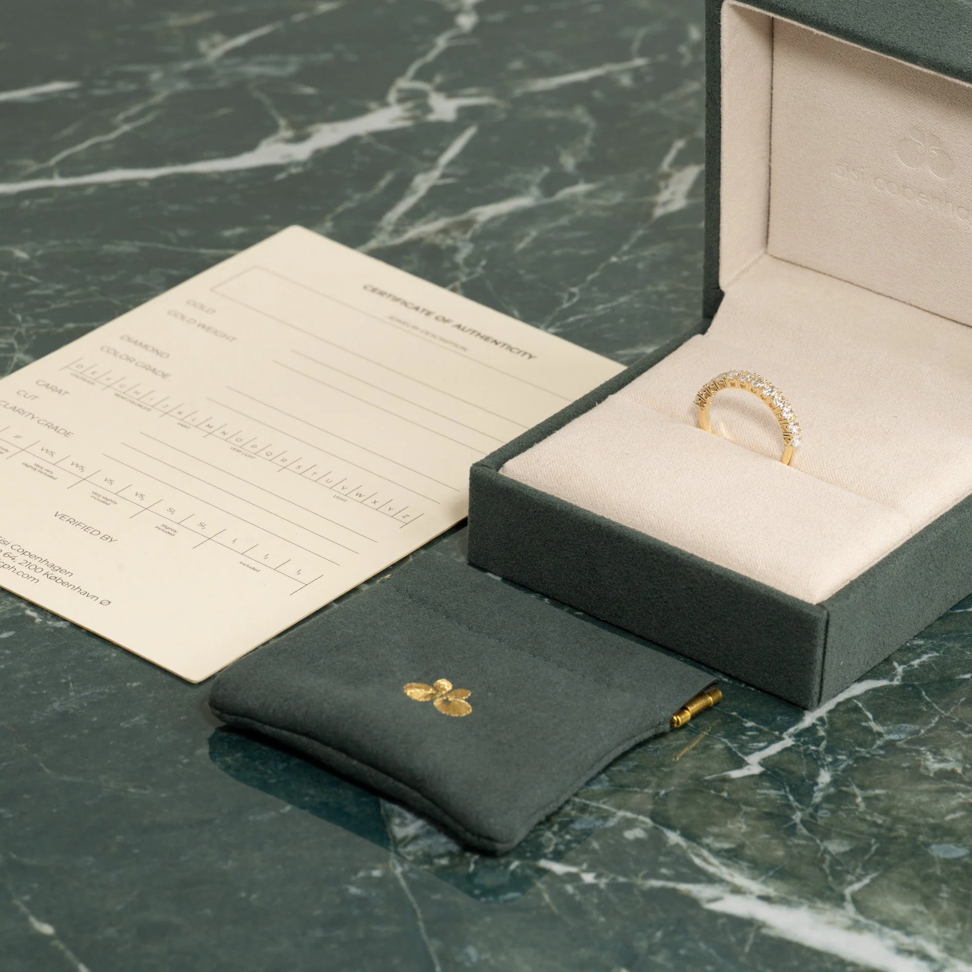 BASKET-SET OVAL-CUT ALLIANCE DIAMOND RING - Image 6
