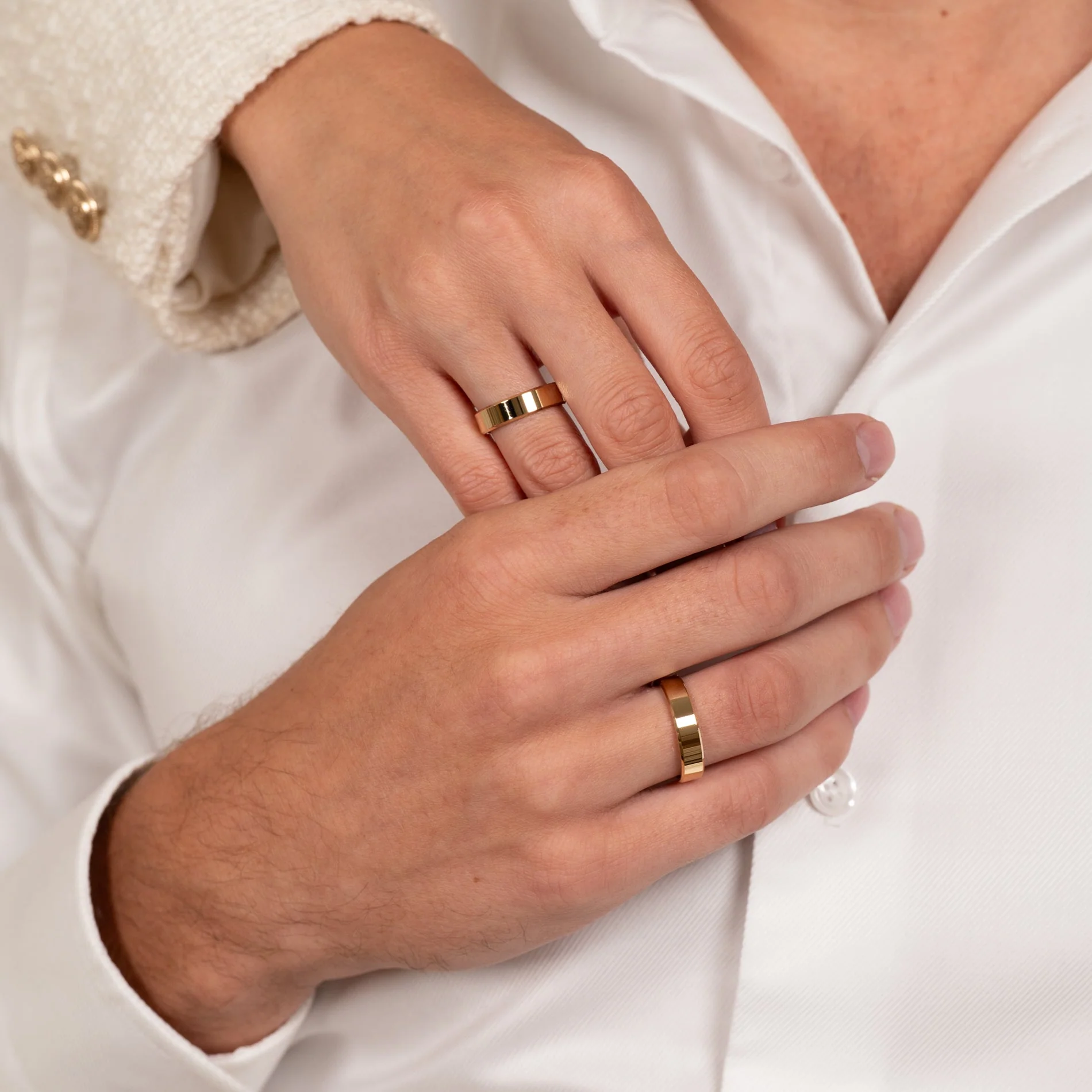BEVELED FLAT COMFORT WEDDING BAND - 5mm - YG - Image 4