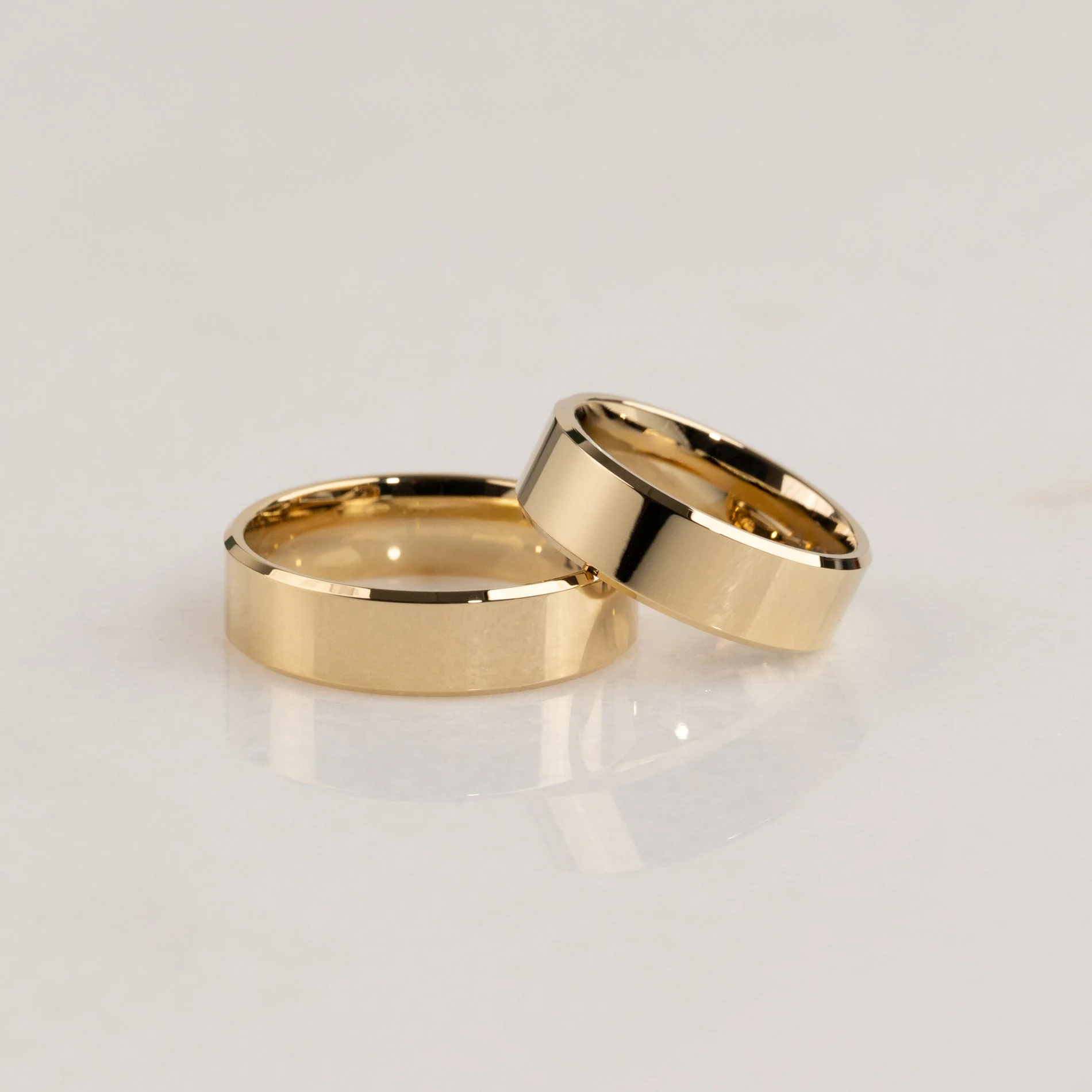 BEVELED FLAT COMFORT WEDDING BAND - YG - Image 14