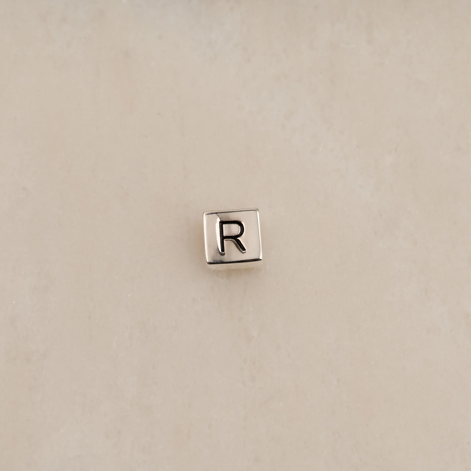 BOX LETTER SILVER PENDANT - Image 19