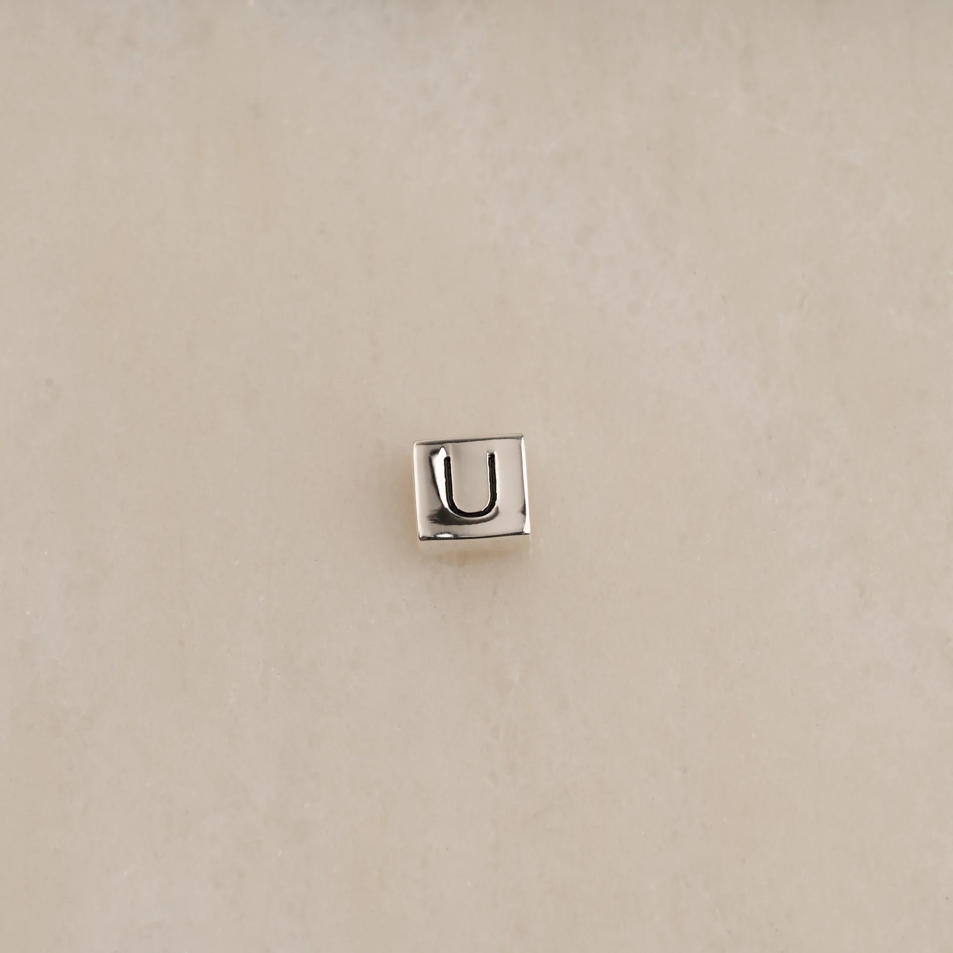 BOX LETTER SILVER PENDANT - Image 22