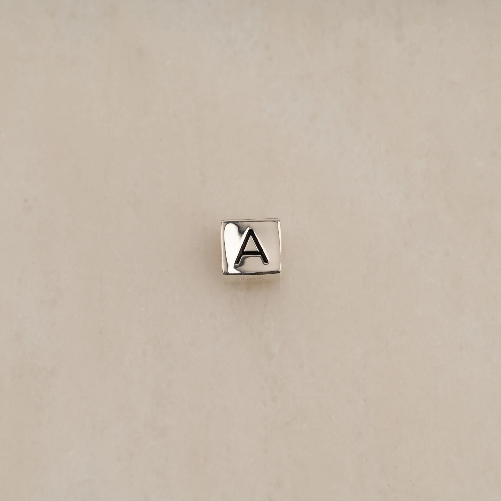 BOX LETTER SILVER PENDANT - Image 3