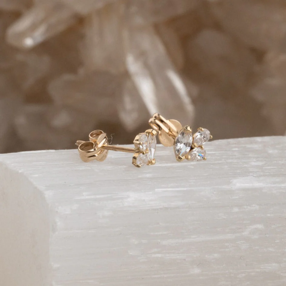 CARRIE CRYSTAL SOLID GOLD EARRING