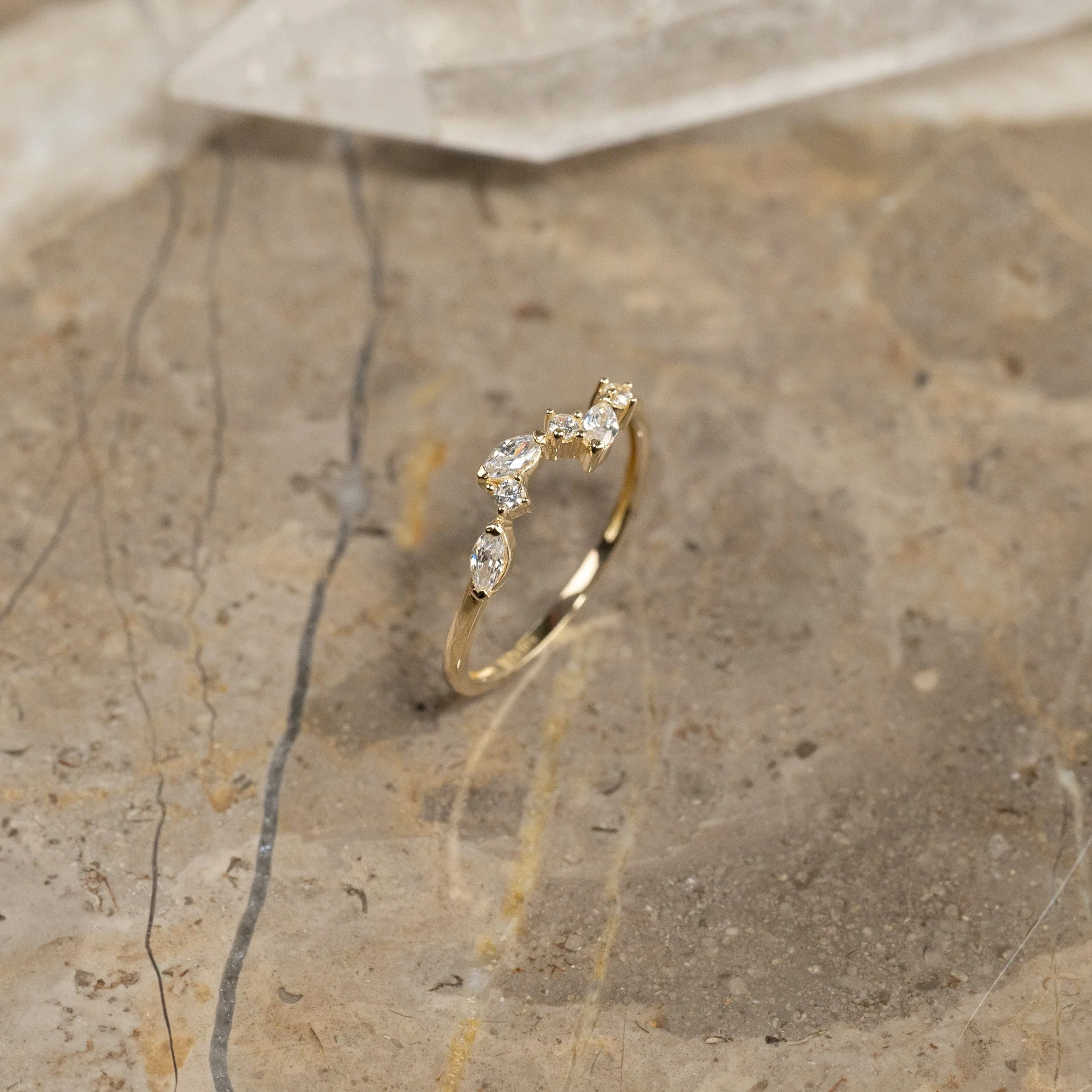 CATALINA CRYSTAL SOLID GOLD RING