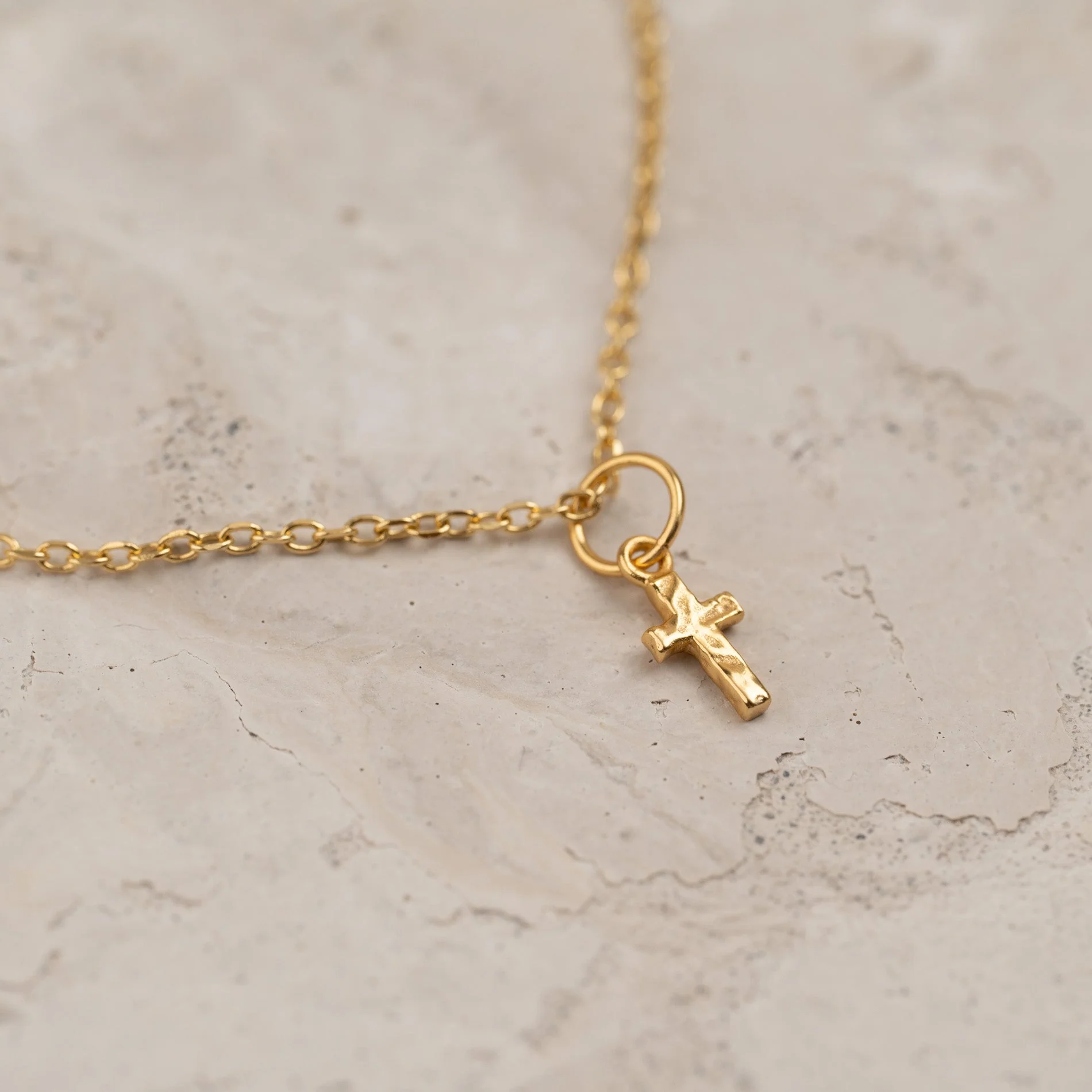 CHRISTABEL GOLDEN NECKLACE - Image 3