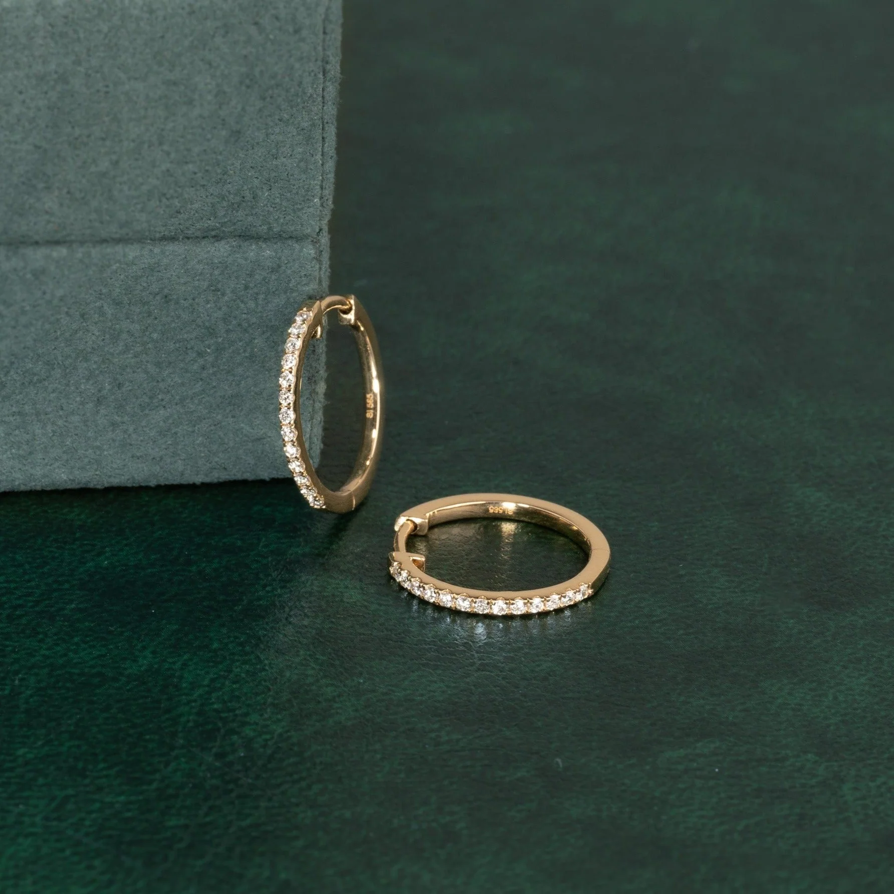 CLASSIC LAB-DIAMOND CREOL EARRING - 0.2ct - YG