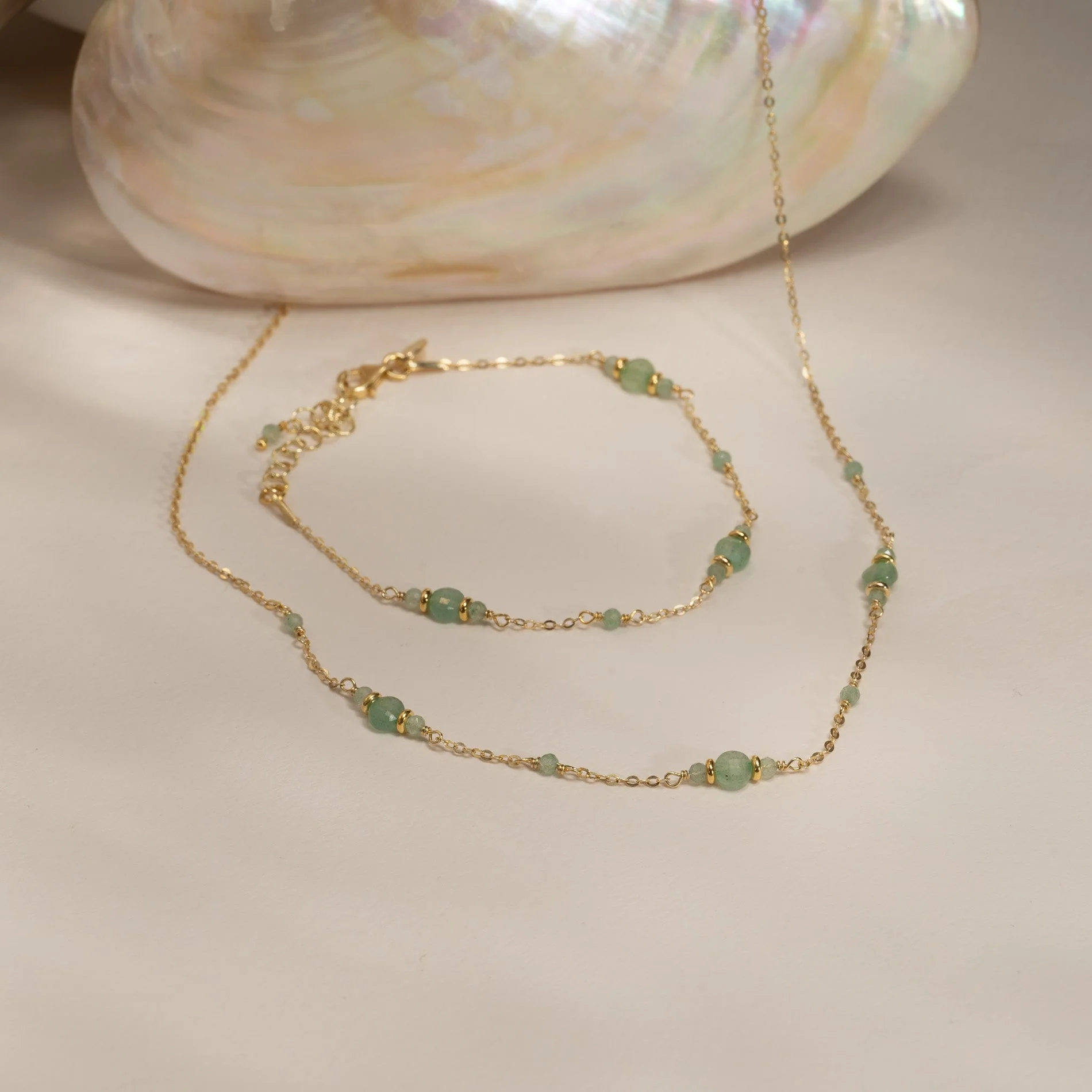 CORDELIA GREEN AVENTURINE GOLDEN NECKLACE - Image 8