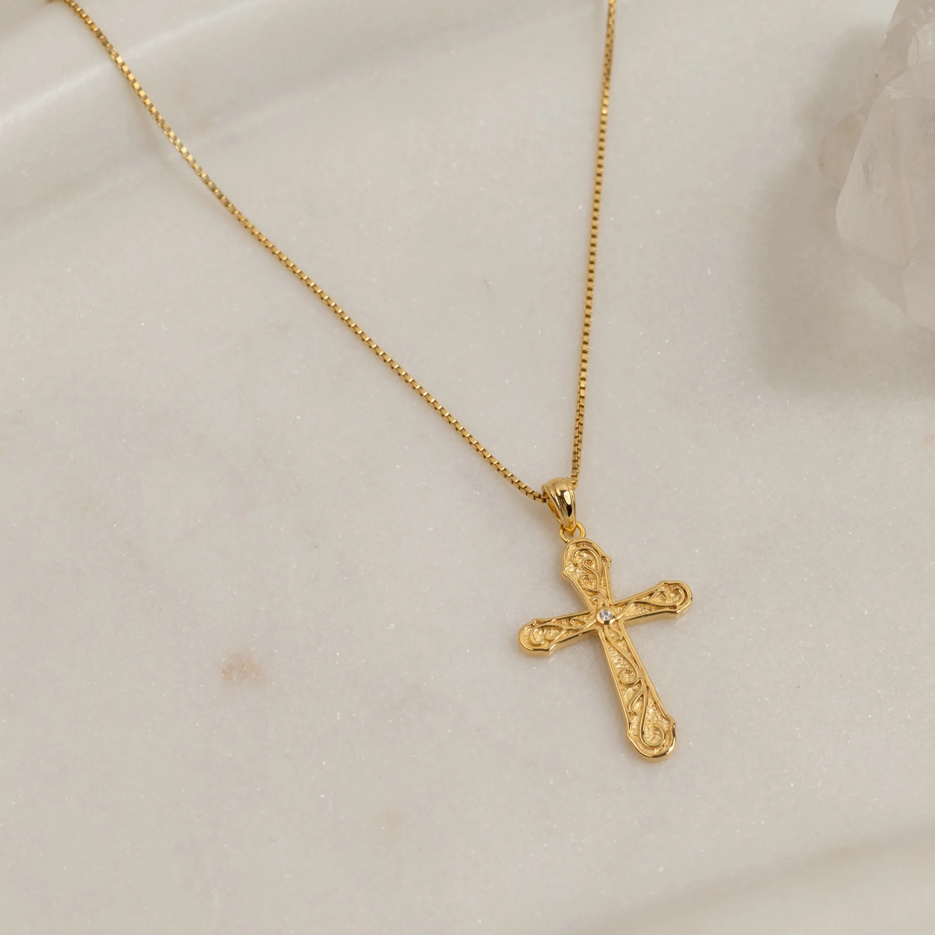 DAGMAR CROSS CRYSTAL GOLDEN PENDANT - Image 4