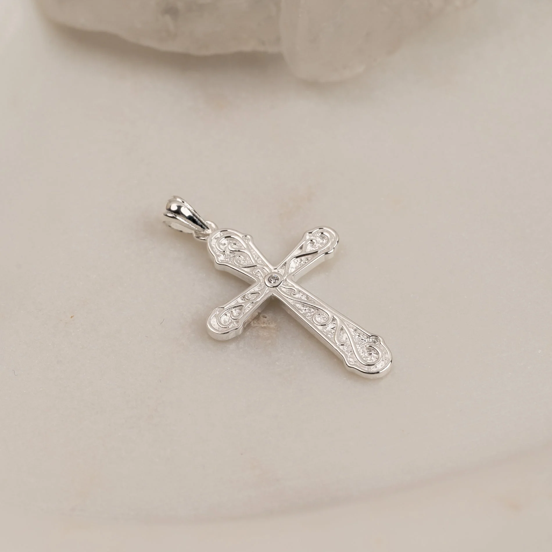 DAGMAR CROSS CRYSTAL SILVER PENDANT - Image 2