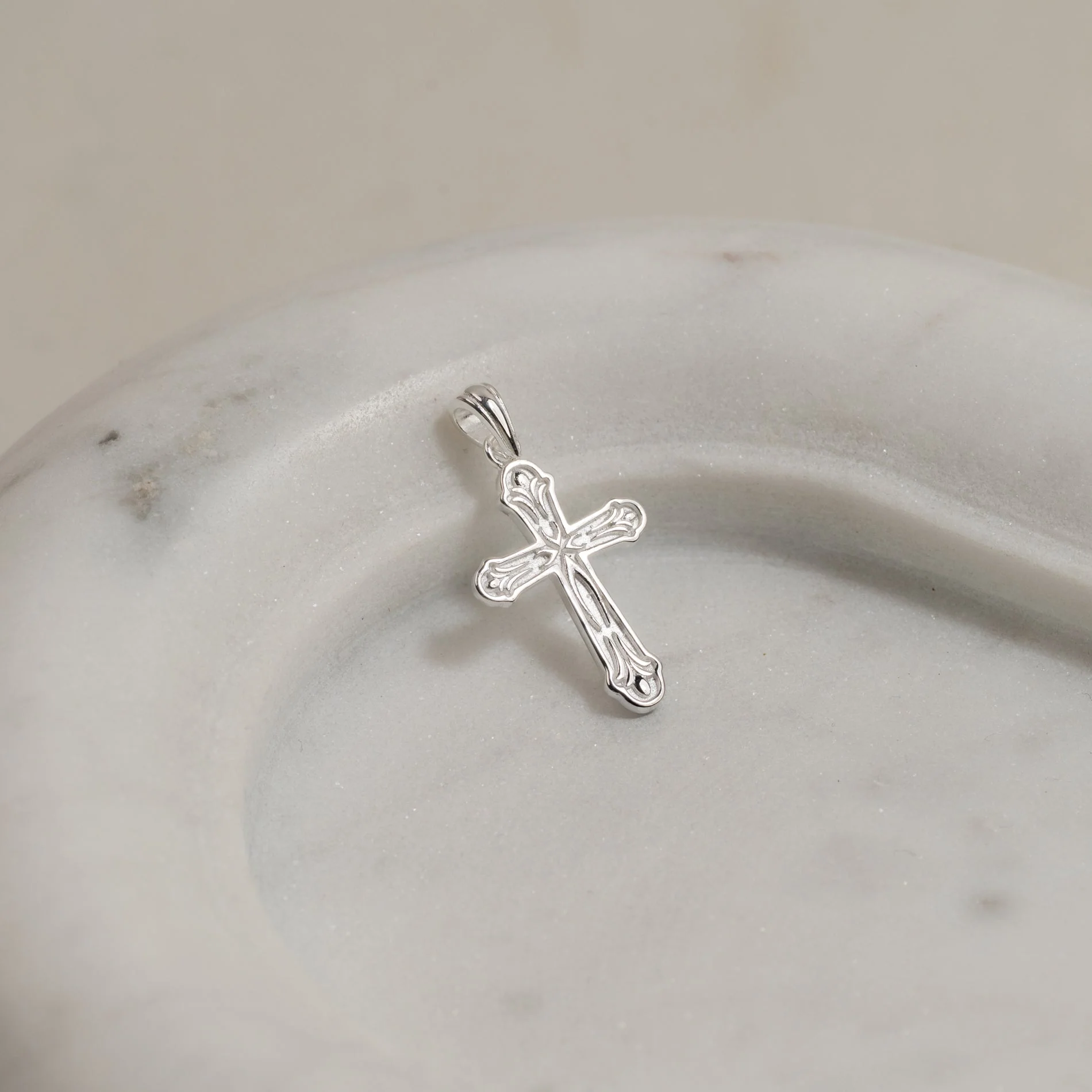 DAGMAR CROSS SILVER PENDANT - Image 2