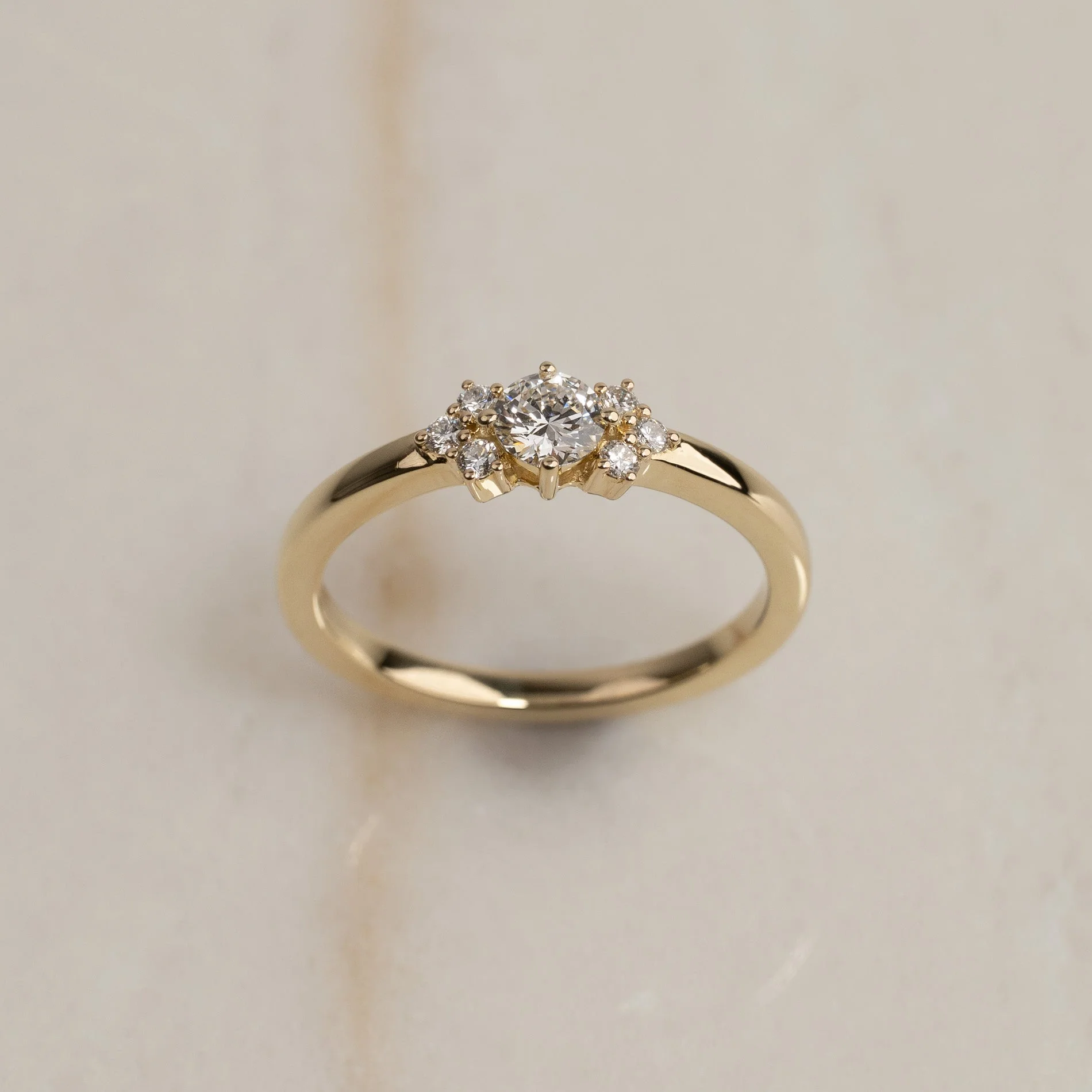 DELICATE CLUSTER LAB-DIAMOND RING - 0.40ct - Image 2