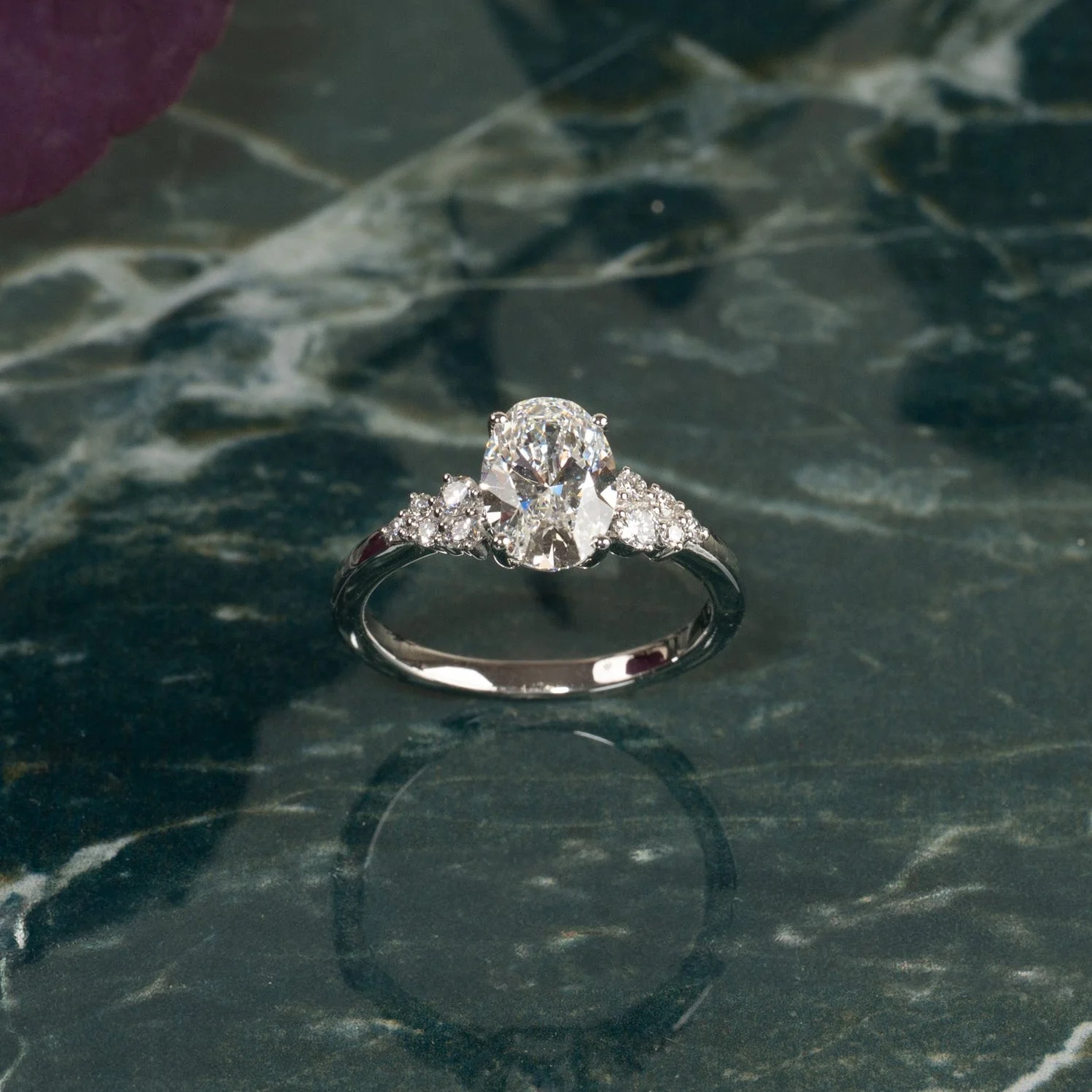DELICATE CLUSTER OVAL-CUT LAB-DIAMOND RING - 1.85ct - WG