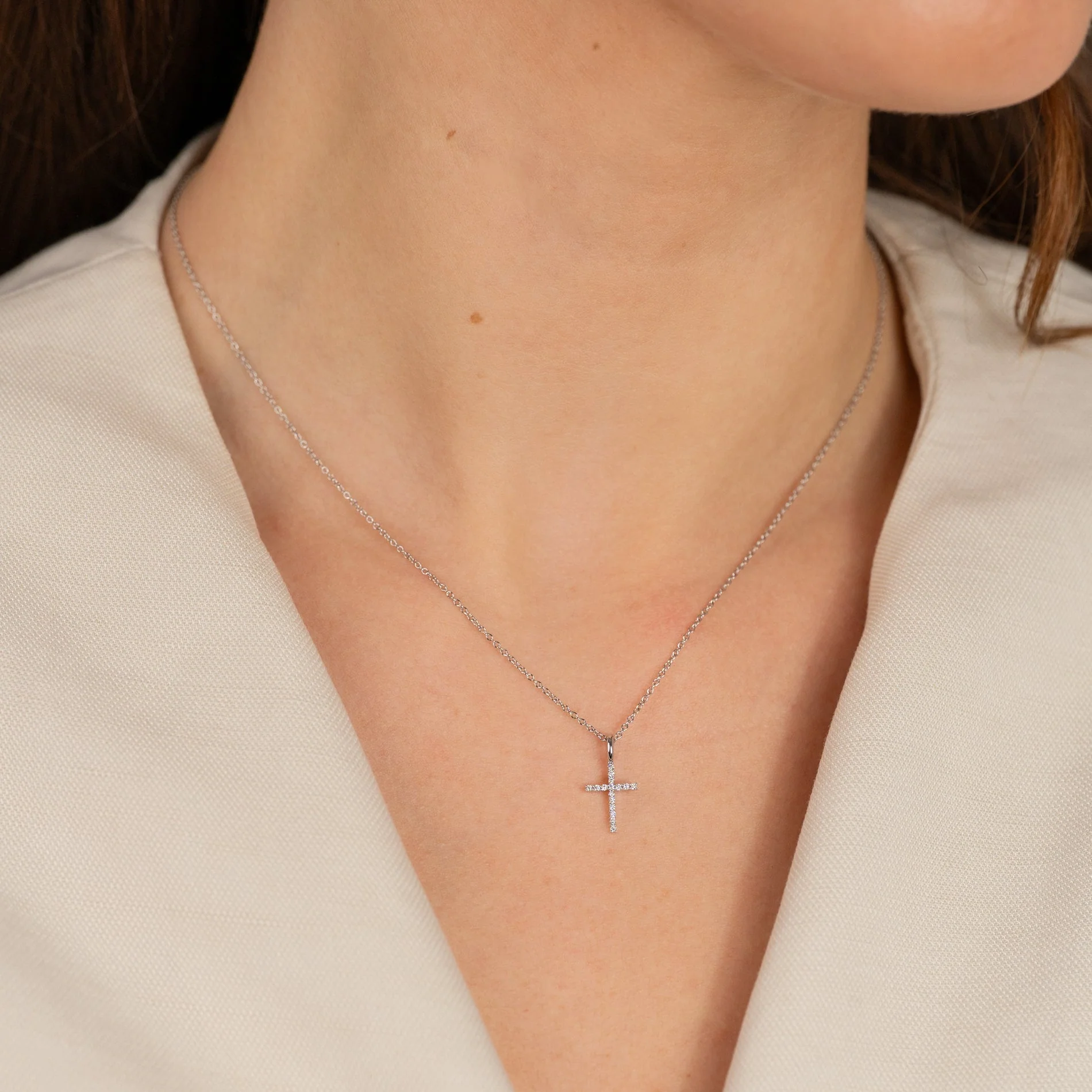LAB-DIAMOND CROSS PENDANT- 0.08ct - WG - Image 3