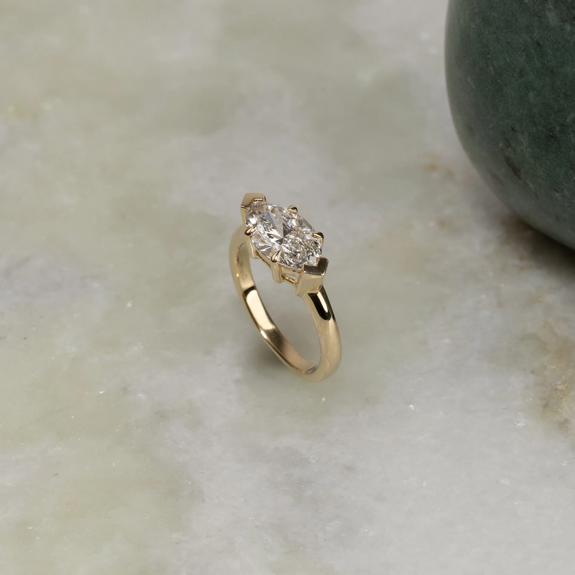 EAST TO WEST MARQUISE-CUT SOLITAIRE DIAMOND RING - Image 4