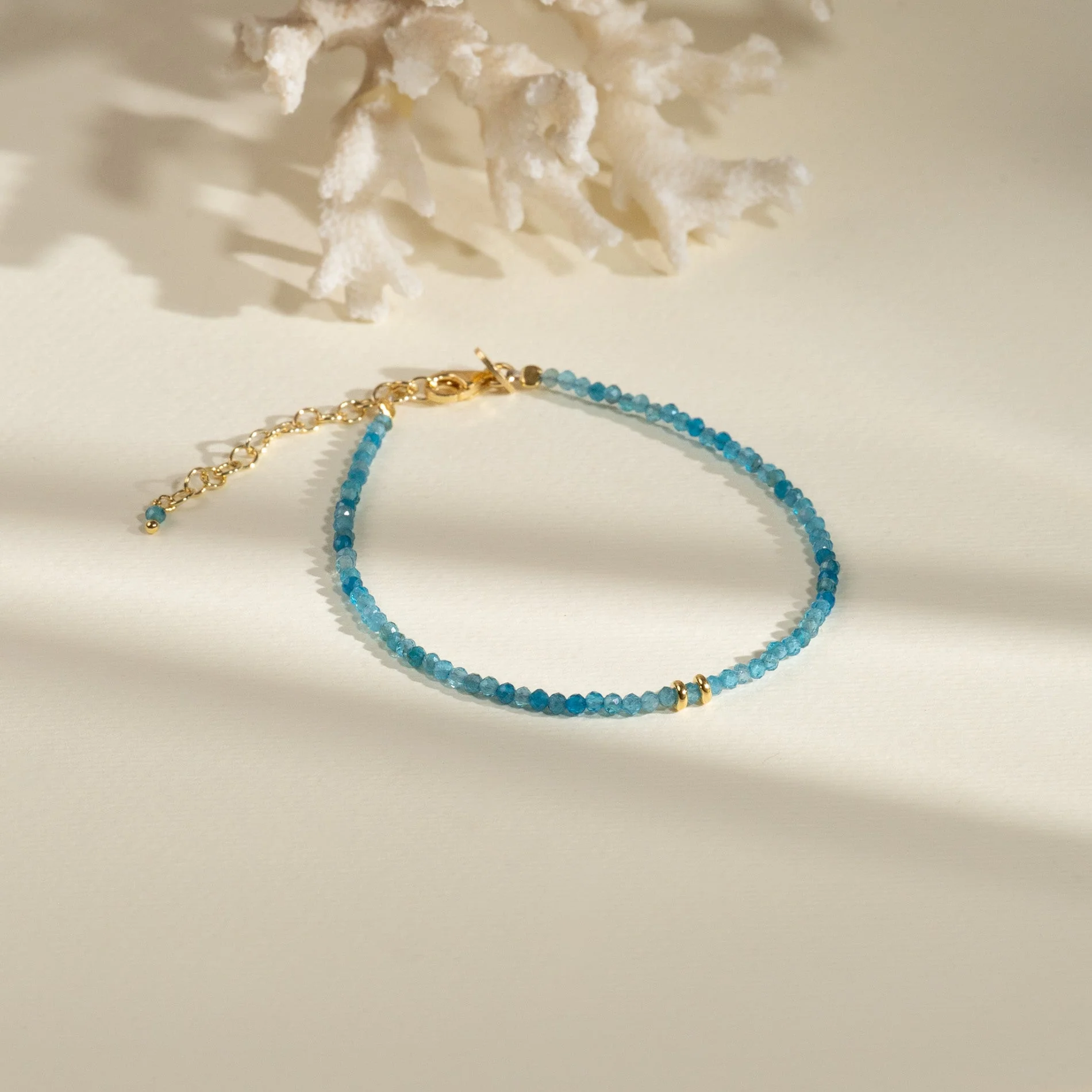 ELIANA BLUE APATITE GOLDEN BRACELET