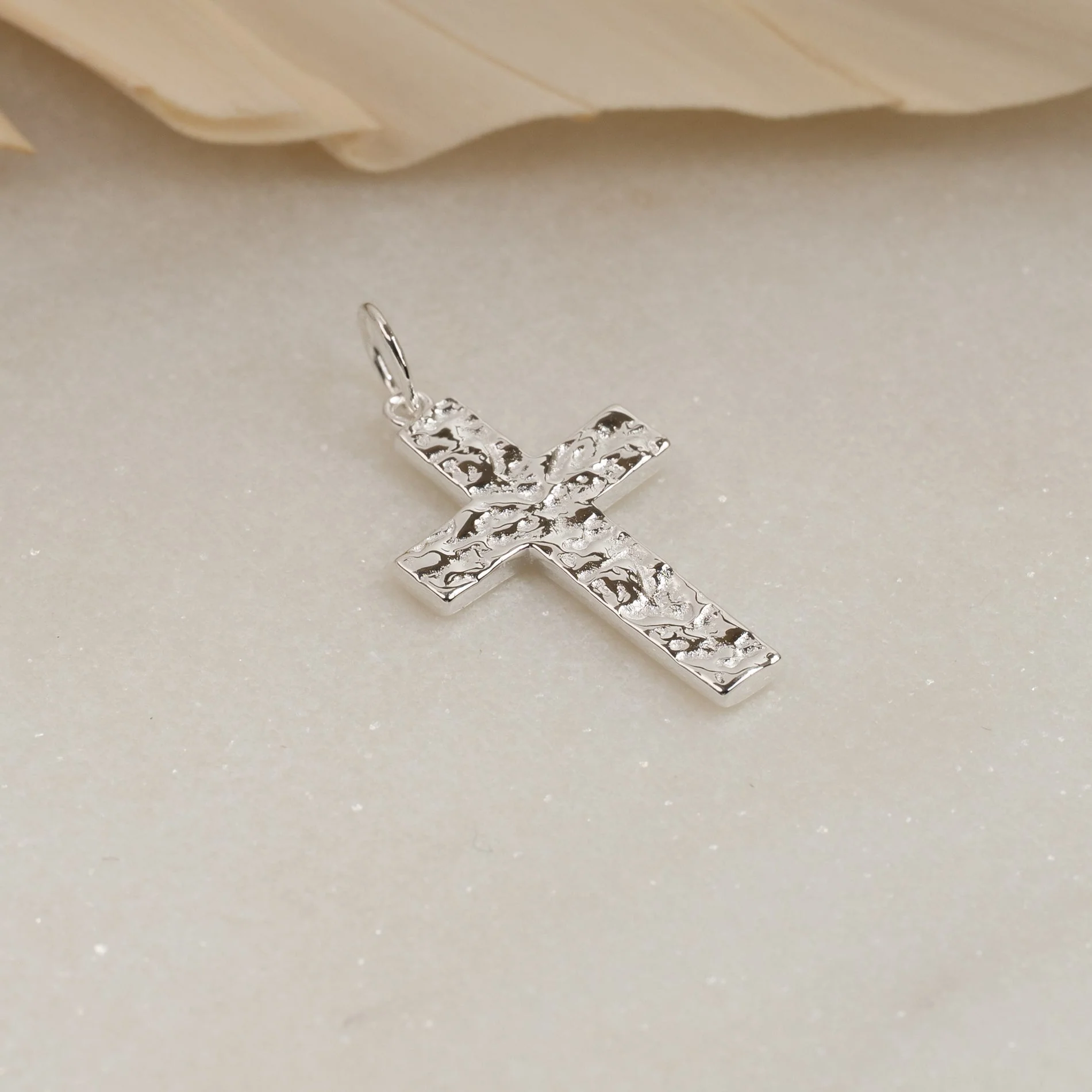 ELMA CROSS SILVER PENDANT - Image 2