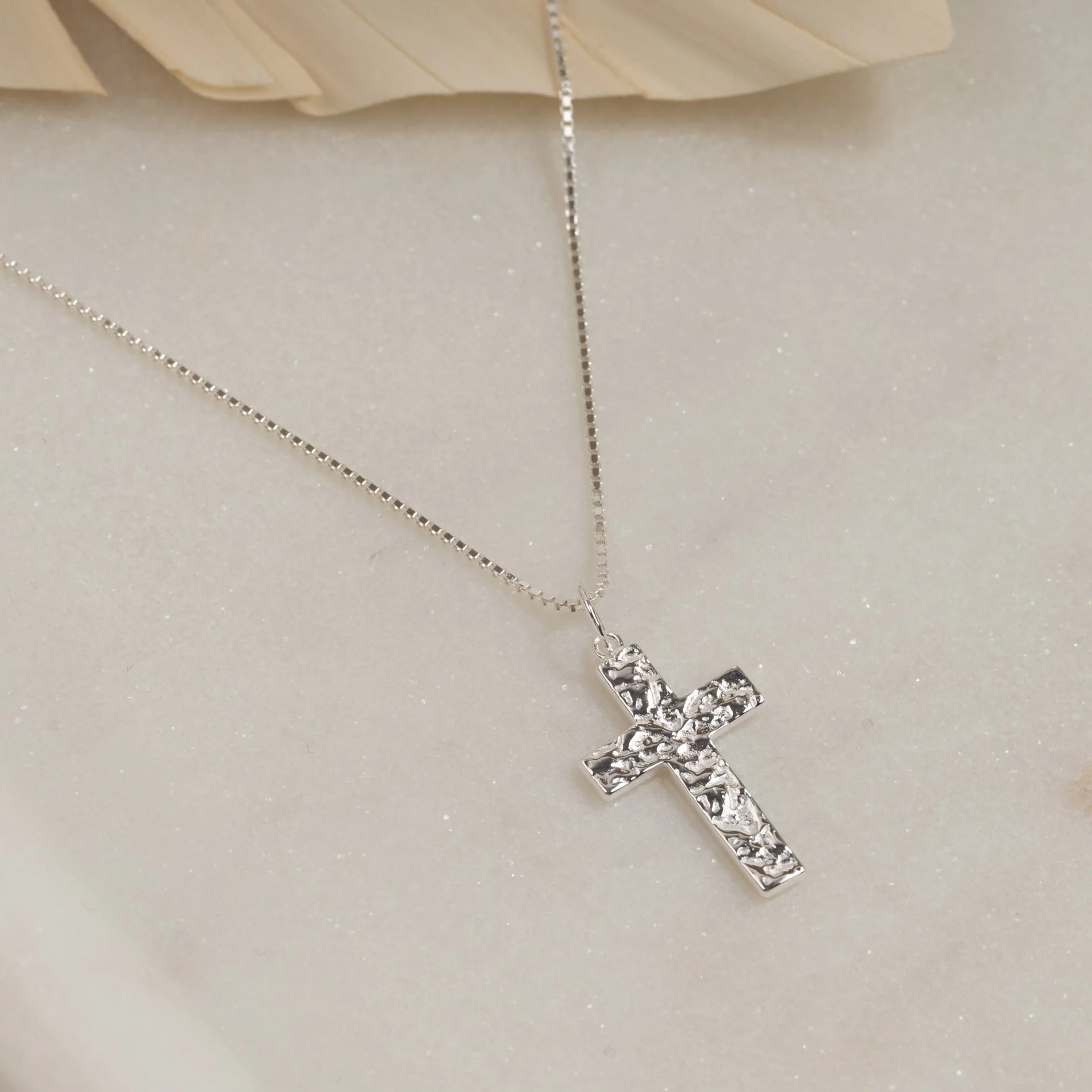 ELMA CROSS SILVER PENDANT - Image 6