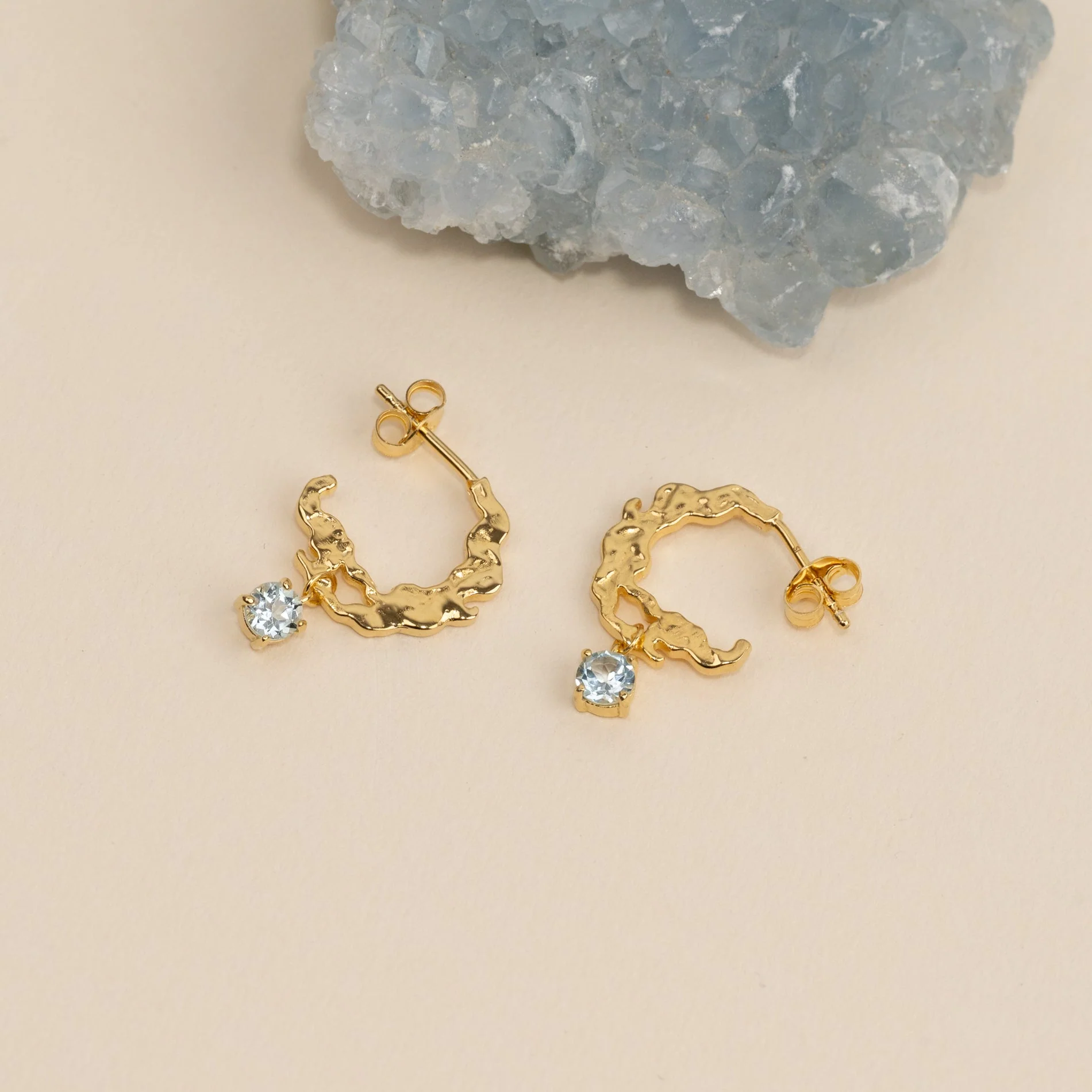 EMILIA BLUE TOPAZ GOLDEN CREOL EARRING - Image 4