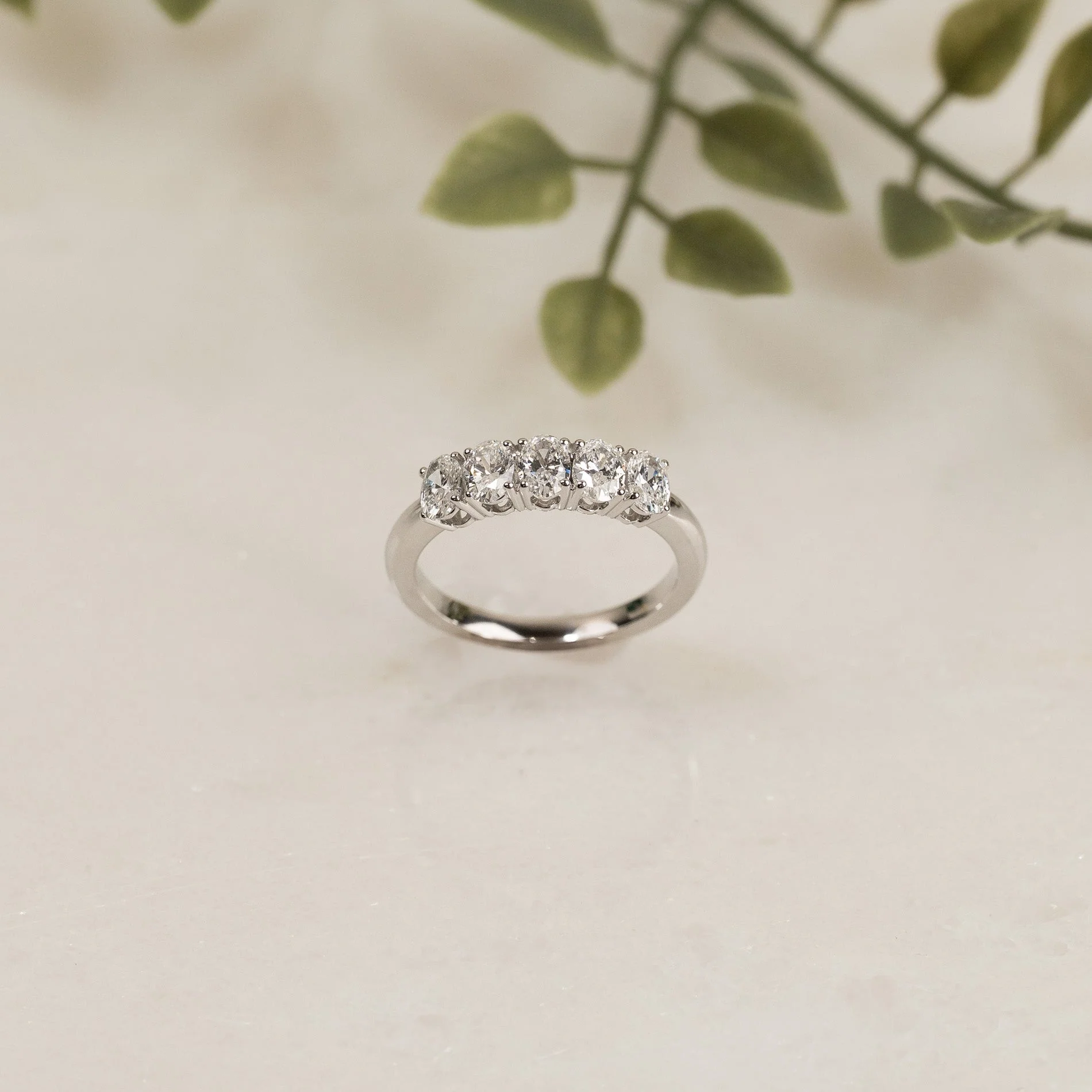 FIVE STONE OVAL-CUT LAB-DIAMOND RING - 1.0ct - WG