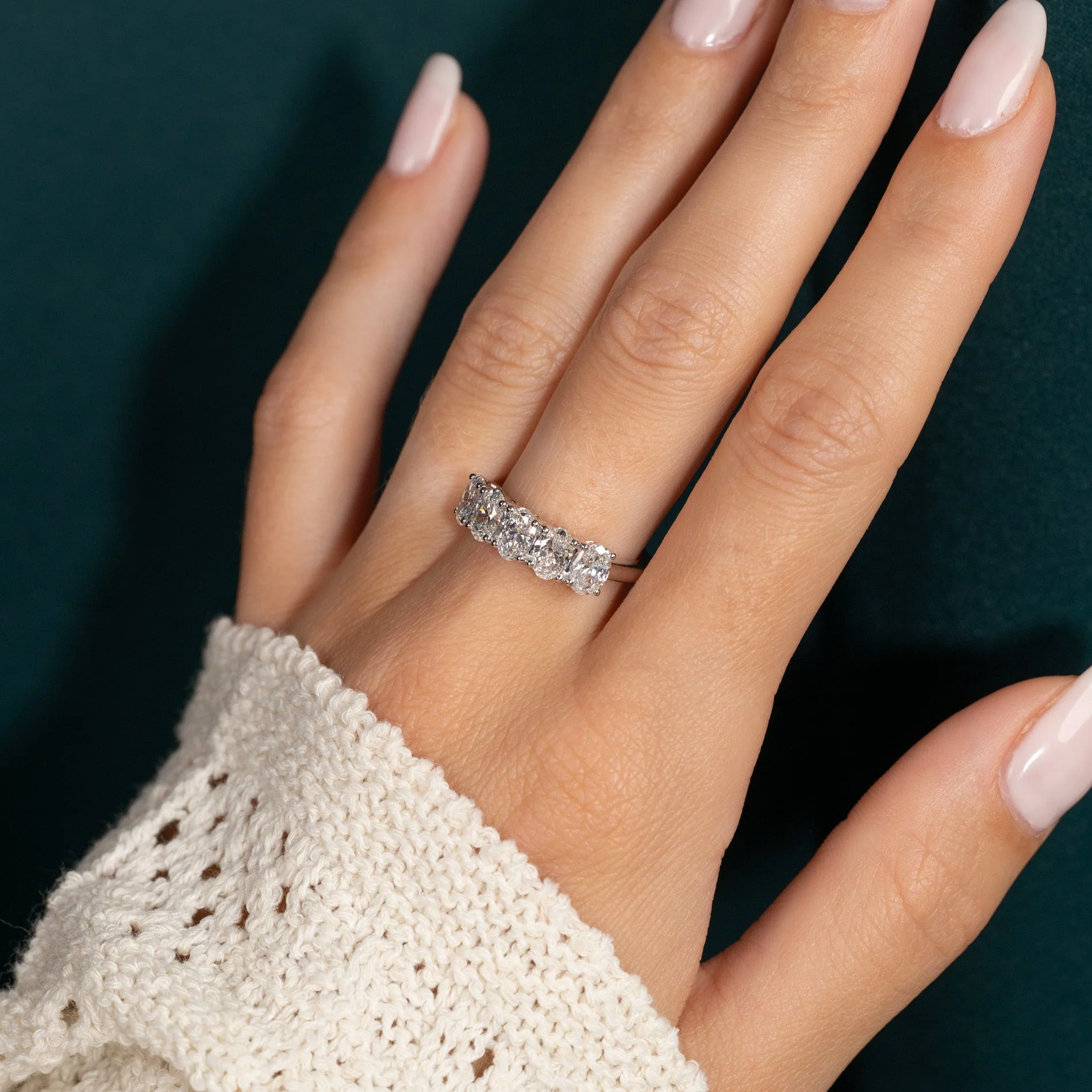 FIVE STONE OVAL-CUT LAB-DIAMOND RING - Image 8