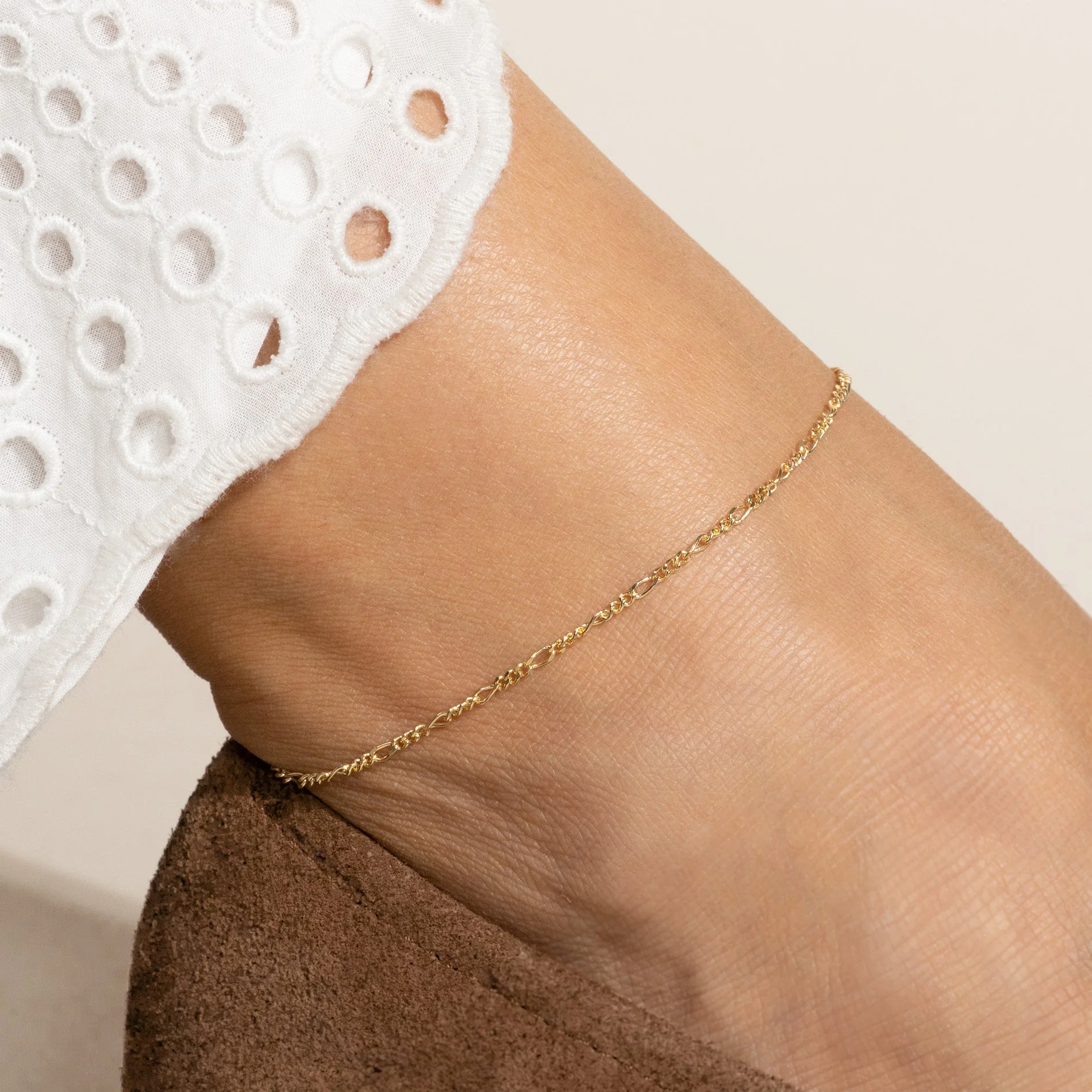 FRIGGA GOLDEN SMALL ANKLET - Image 2