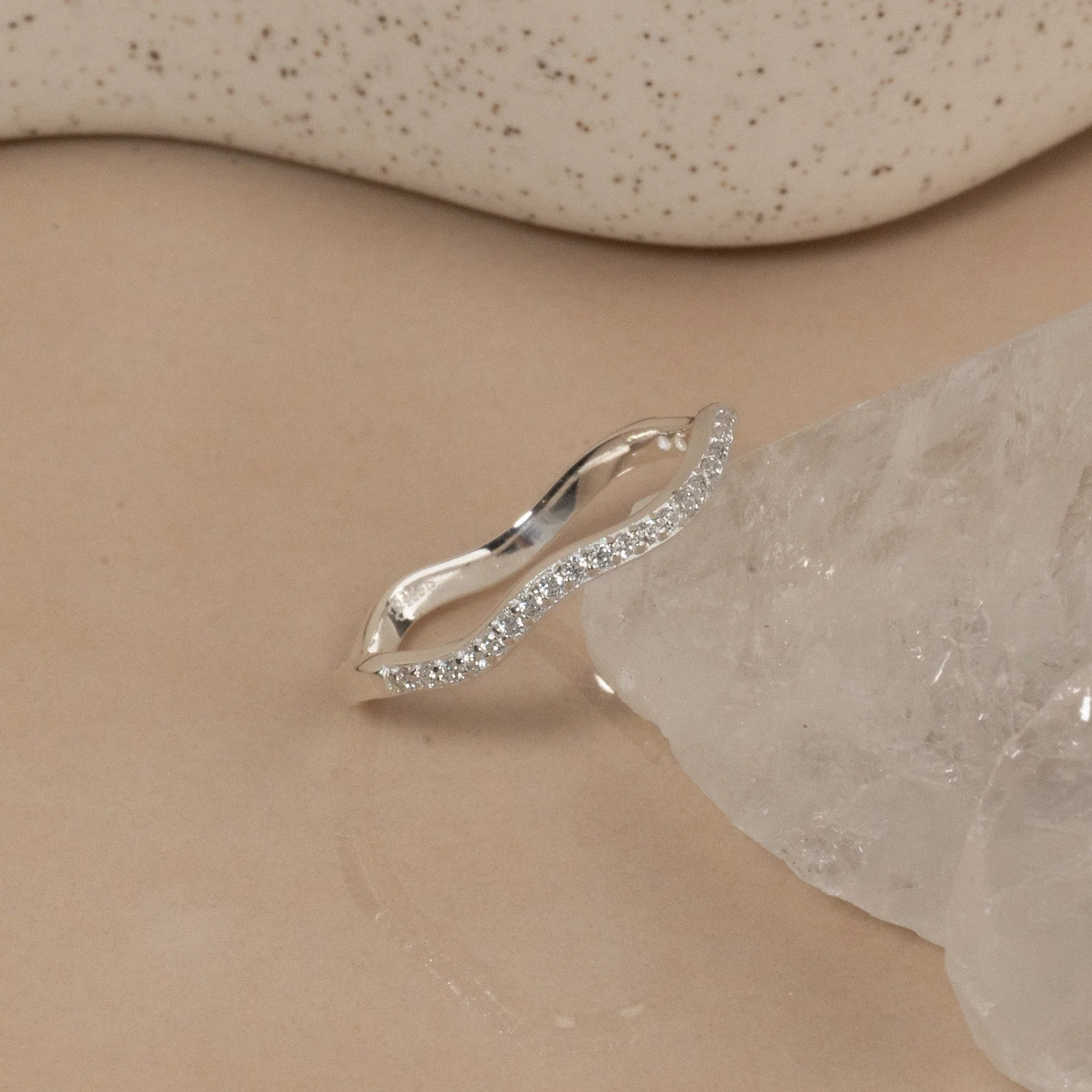 GAIA CRYSTAL SILVER RING