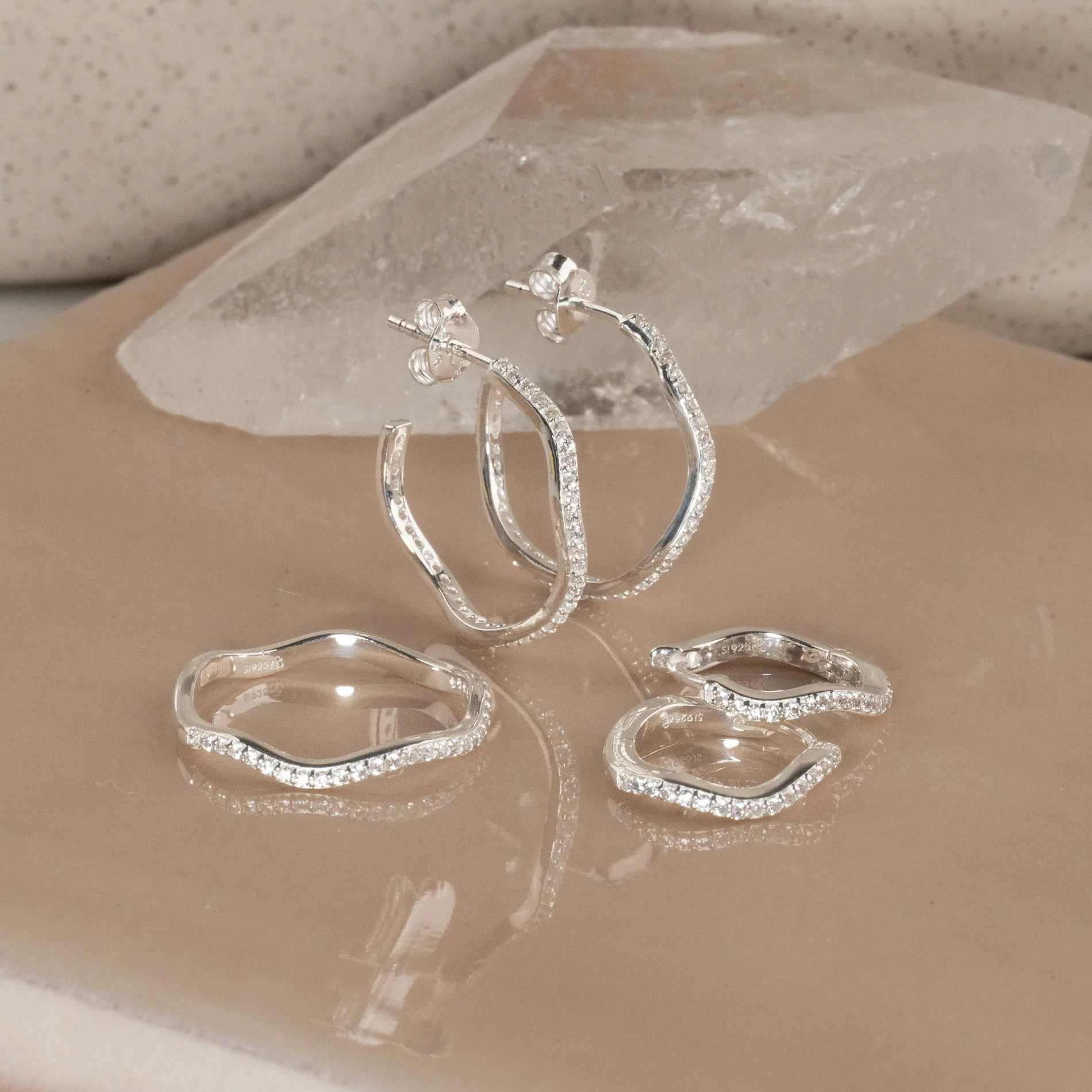 GAIA CRYSTAL SILVER RING - Image 7