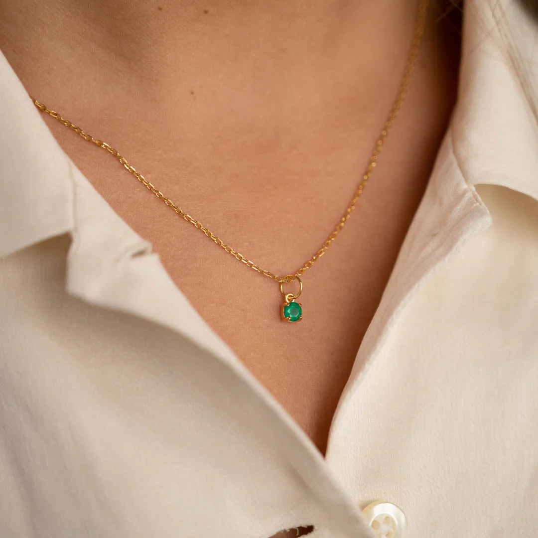 GEMMA GREEN AGATE GOLDEN PENDANT - Image 2