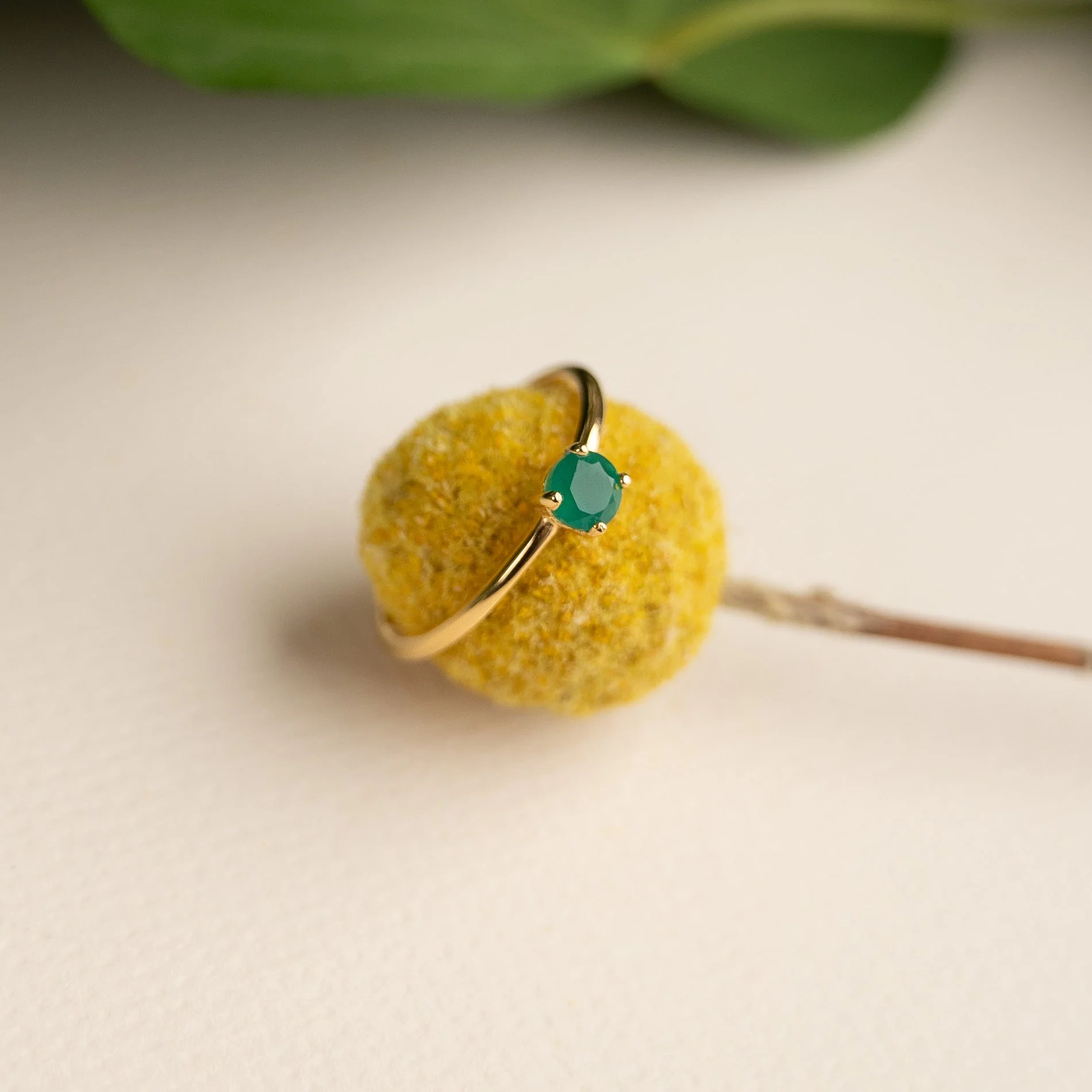 GEMMA GREEN AGATE GOLDEN RING