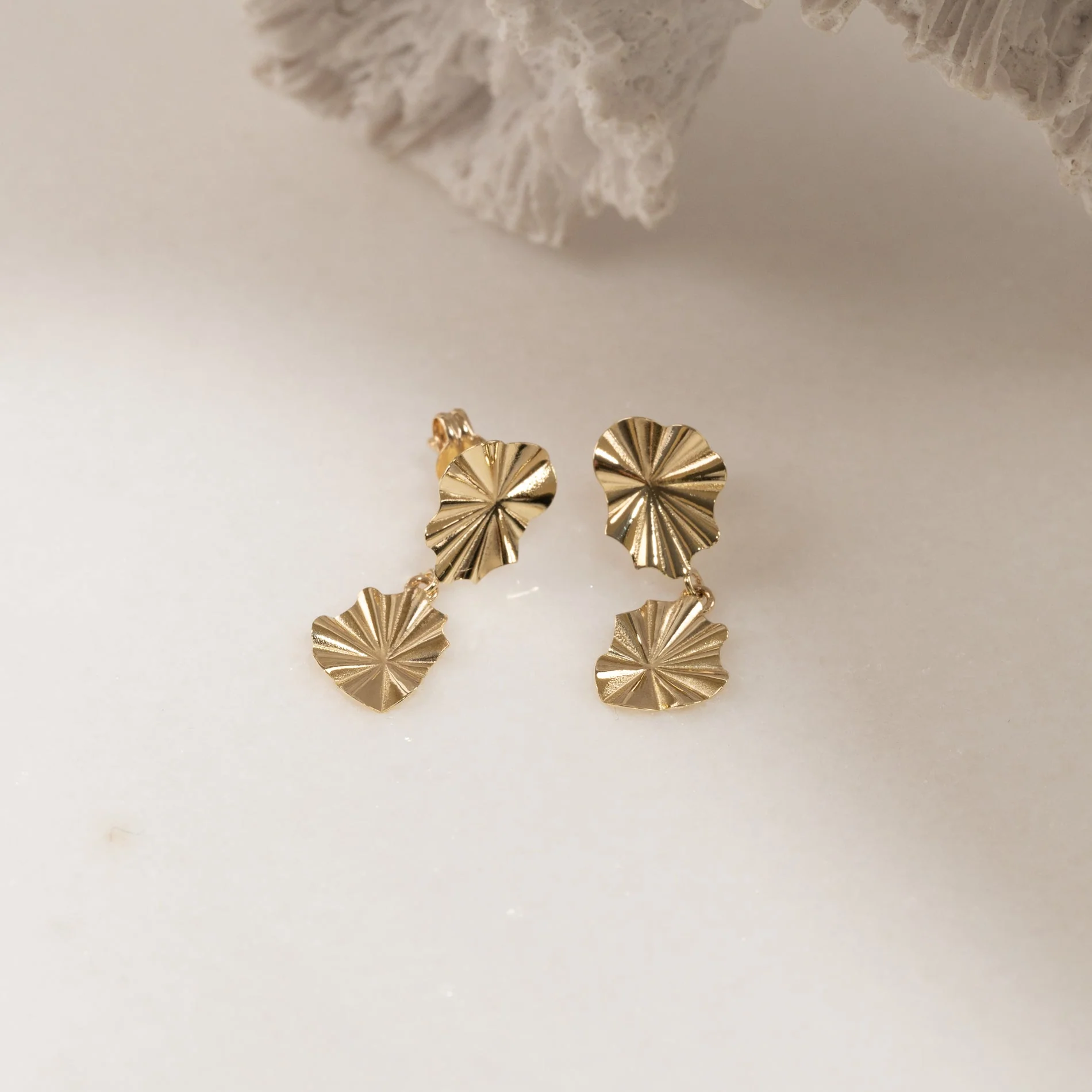GRACE SOLID GOLD EARRING