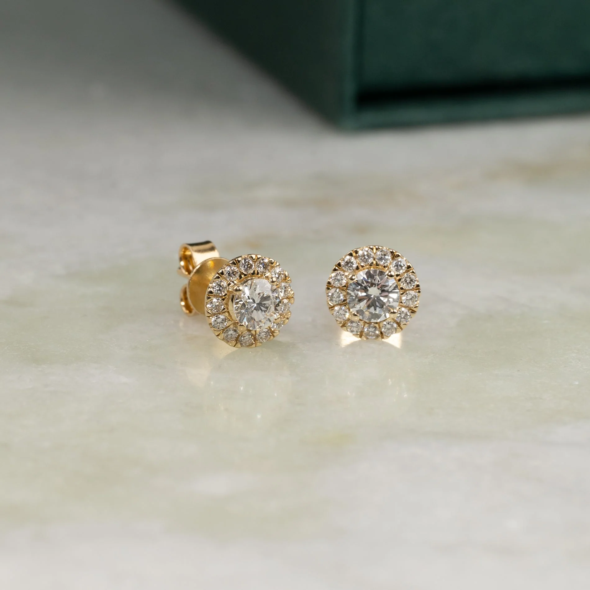 HALO LAB-DIAMOND STUD EARRING - 1.0ct - YG
