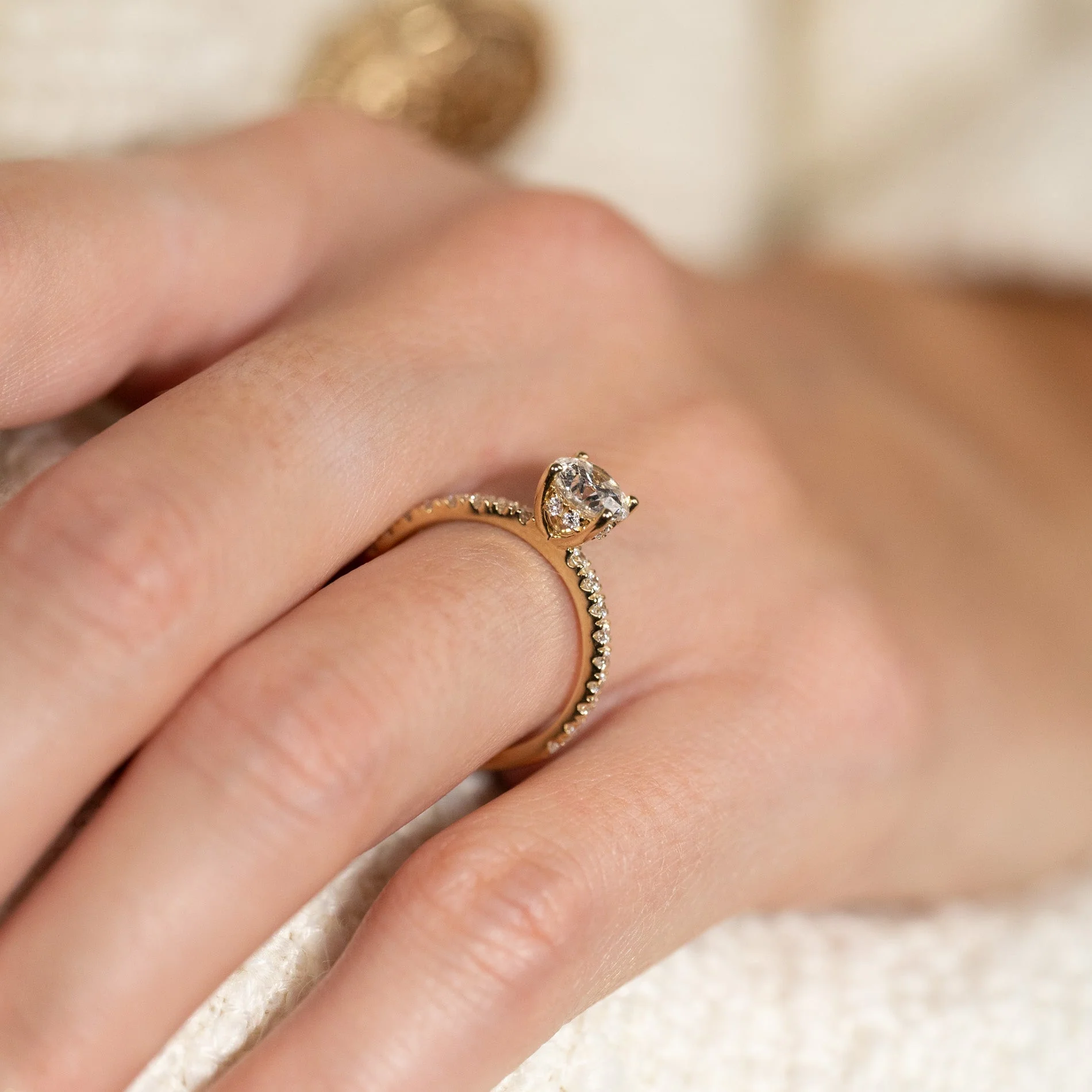 HIDDEN-HALO ALLIANCE LAB-DIAMOND RING - 1.5ct - YG - Image 2