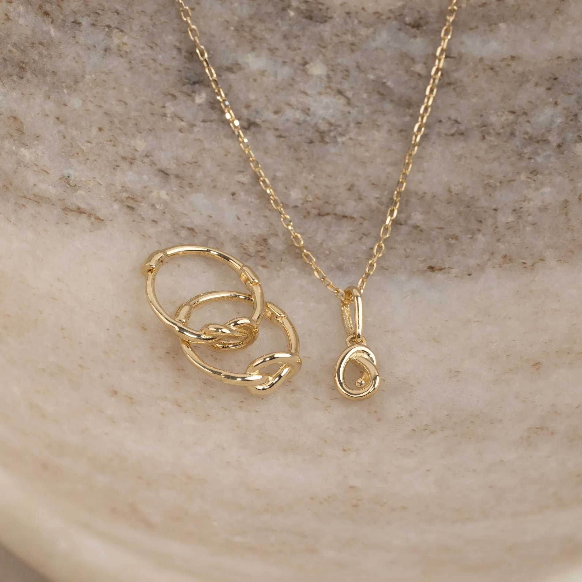 LILY SOLID GOLD PENDANT - Image 6