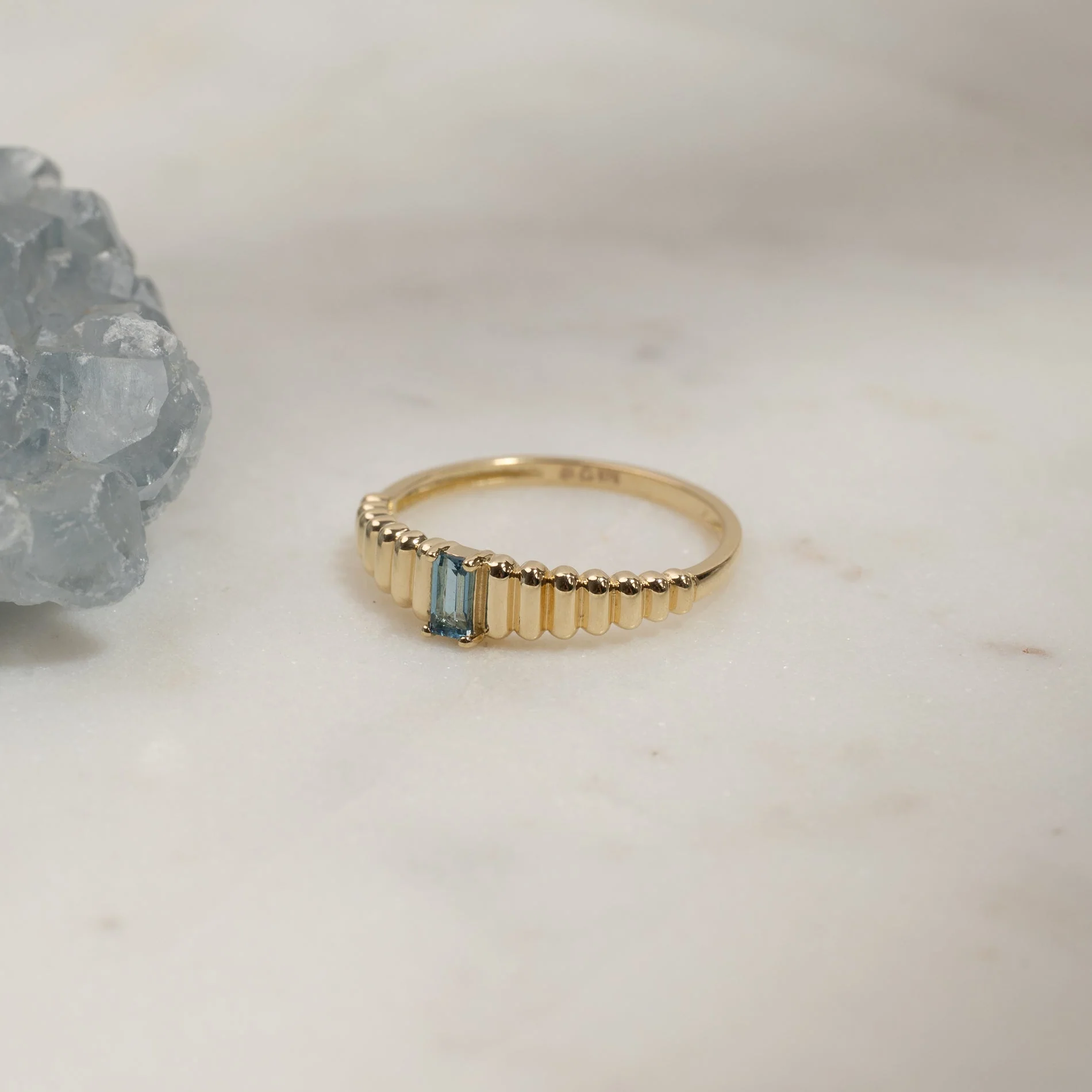 LINE LONDON BLUE TOPAZ SOLID GOLD RING - Image 4