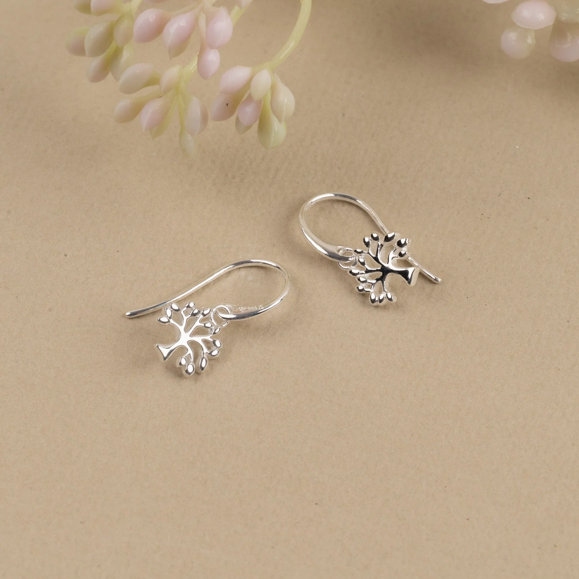 LIV SILVER EARRING