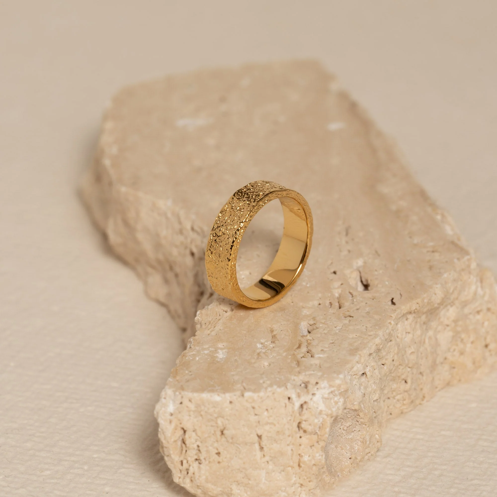 MATILDA MEDIUM GOLDEN RING
