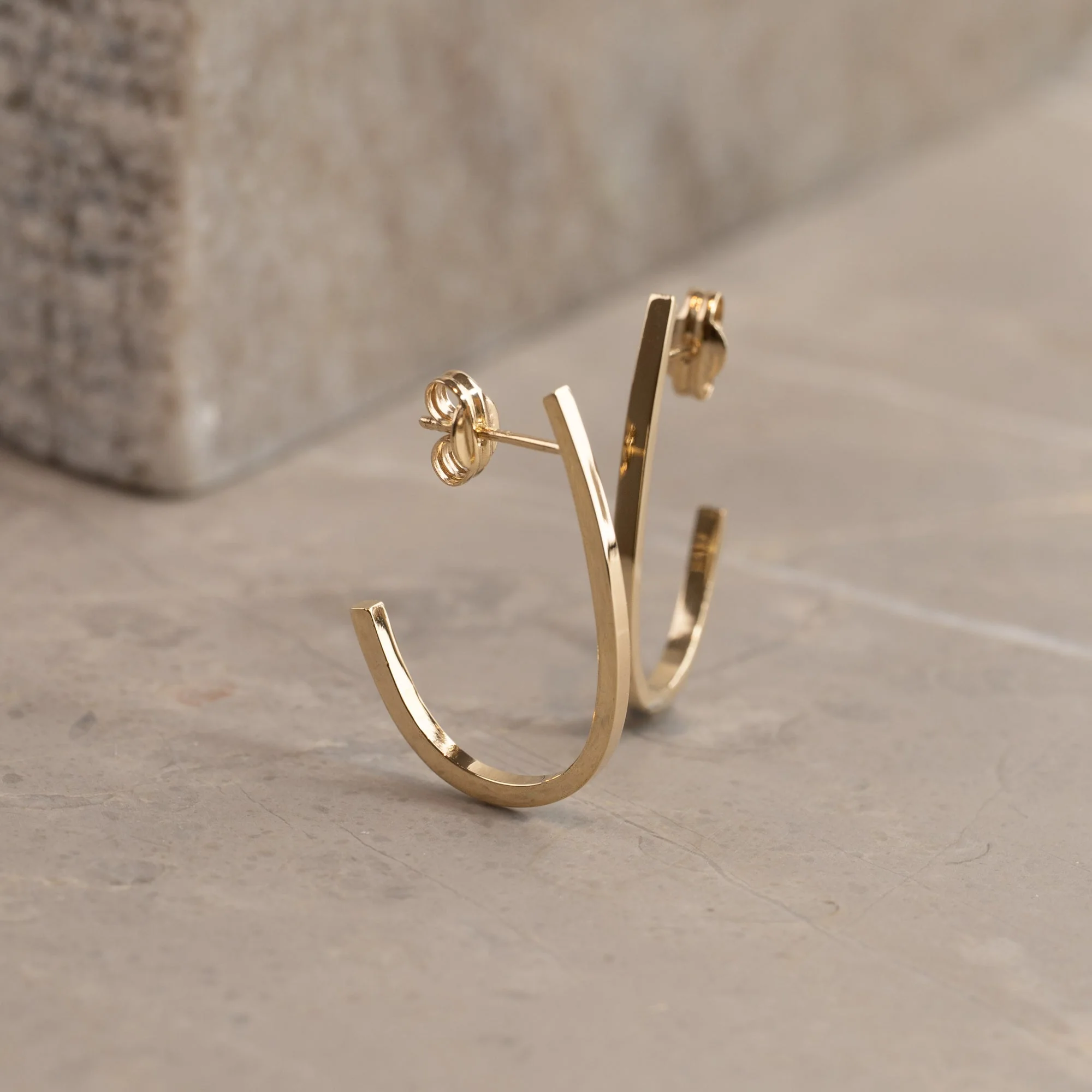 MERLE SOLID GOLD CREOL EARRING - Image 5