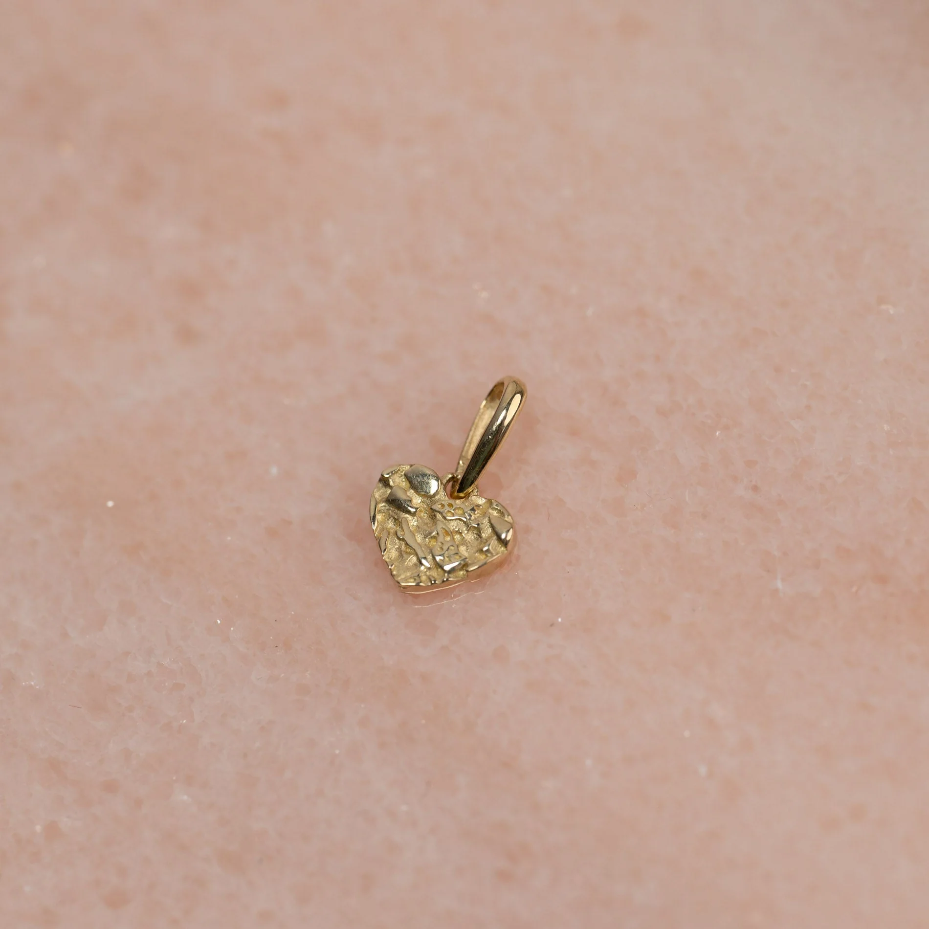 MOLTEN HEART SOLID GOLD PENDANT