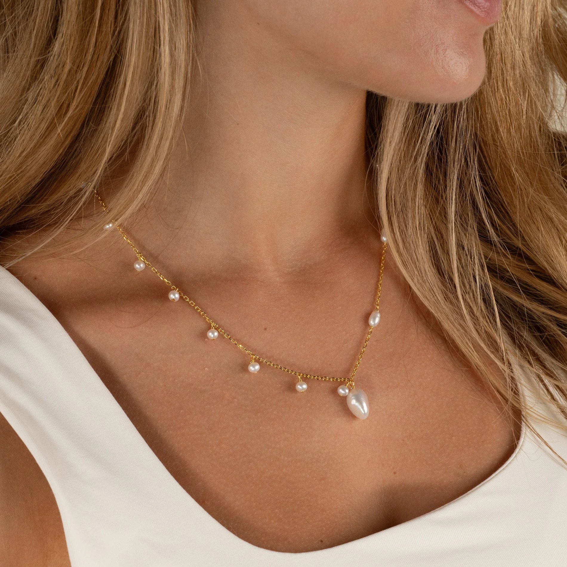 NANNA PEARL GOLDEN NECKLACE