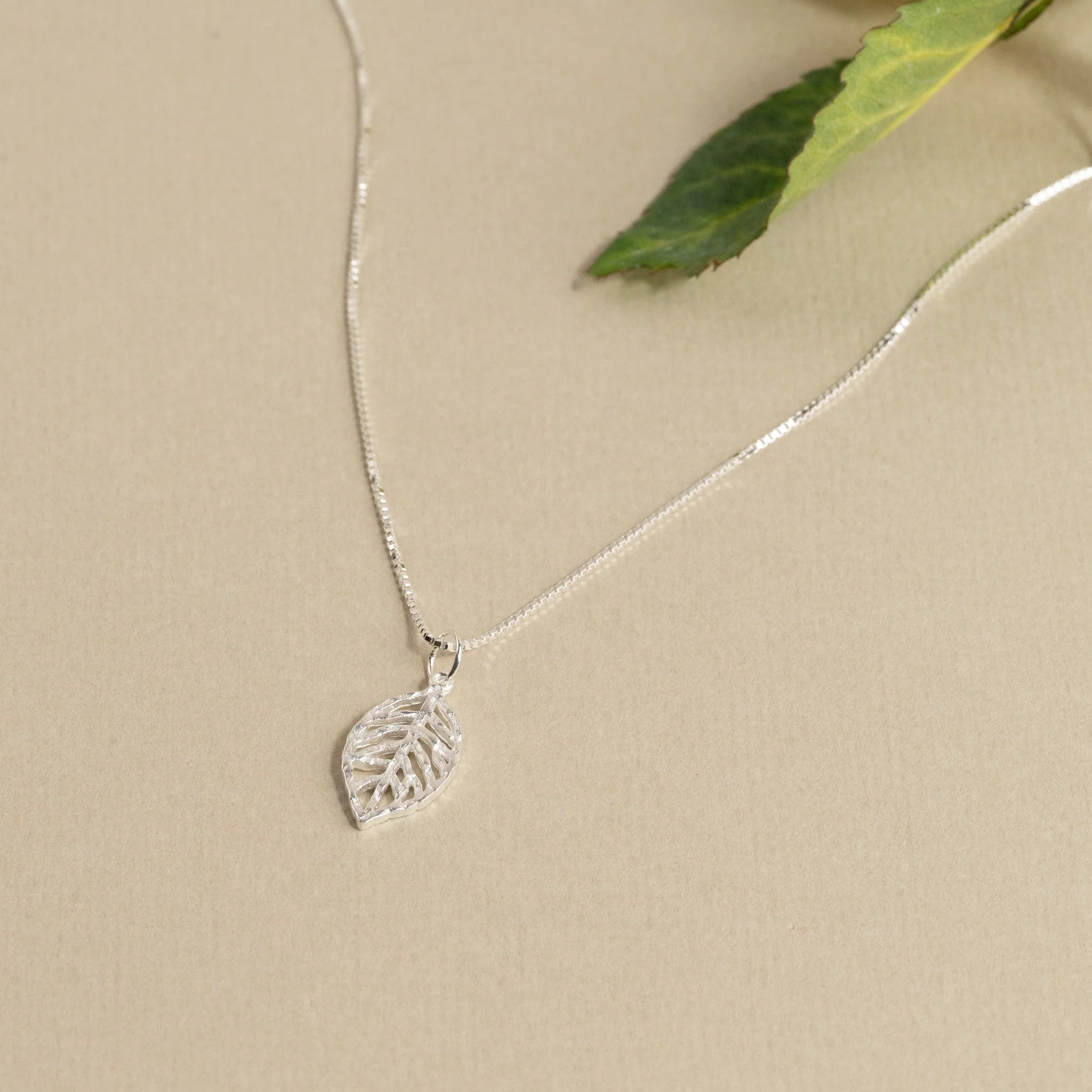 NOA SILVER PENDANT - Image 4