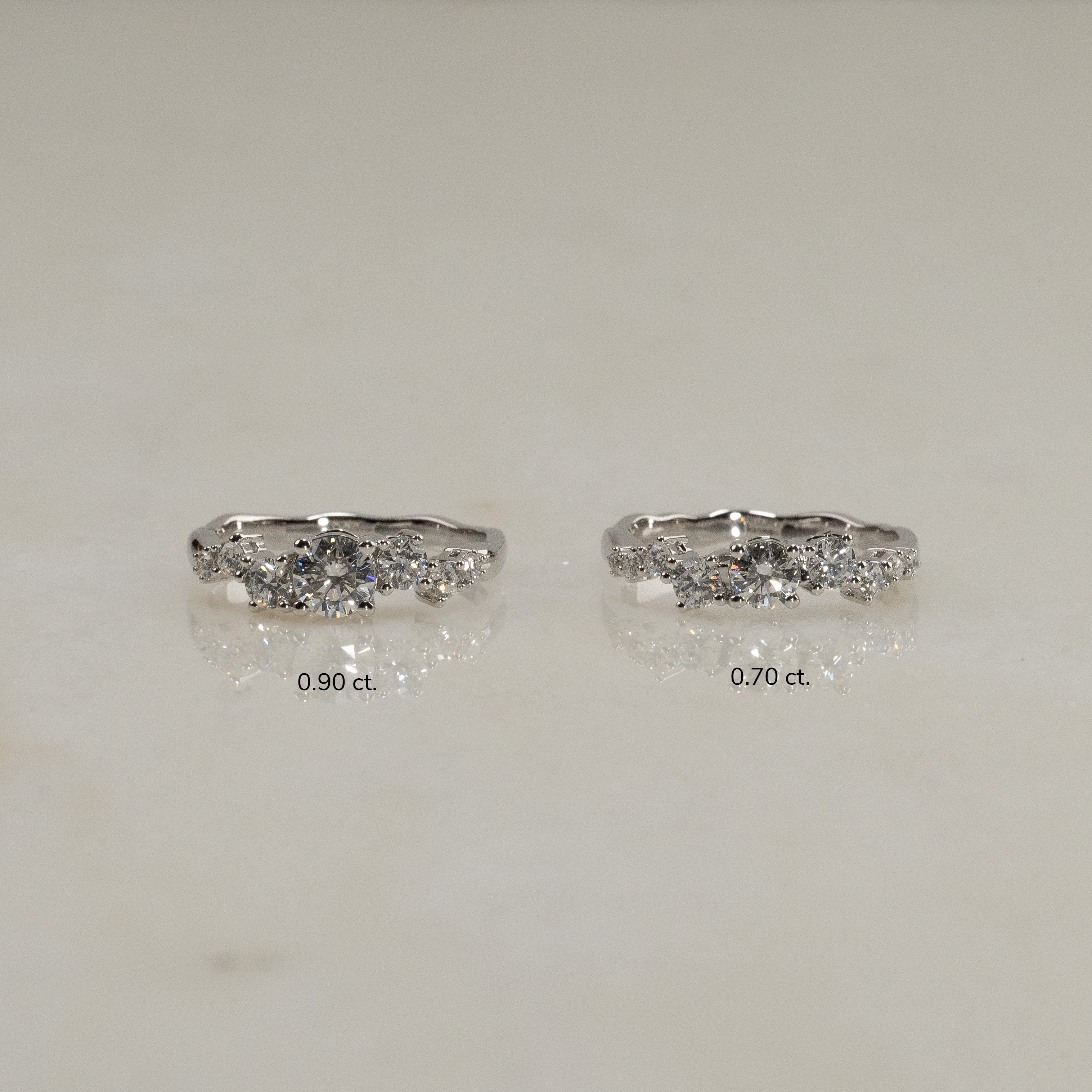 ORGANIC CLUSTER LAB-DIAMOND RING - 0.7ct - WG - Image 14
