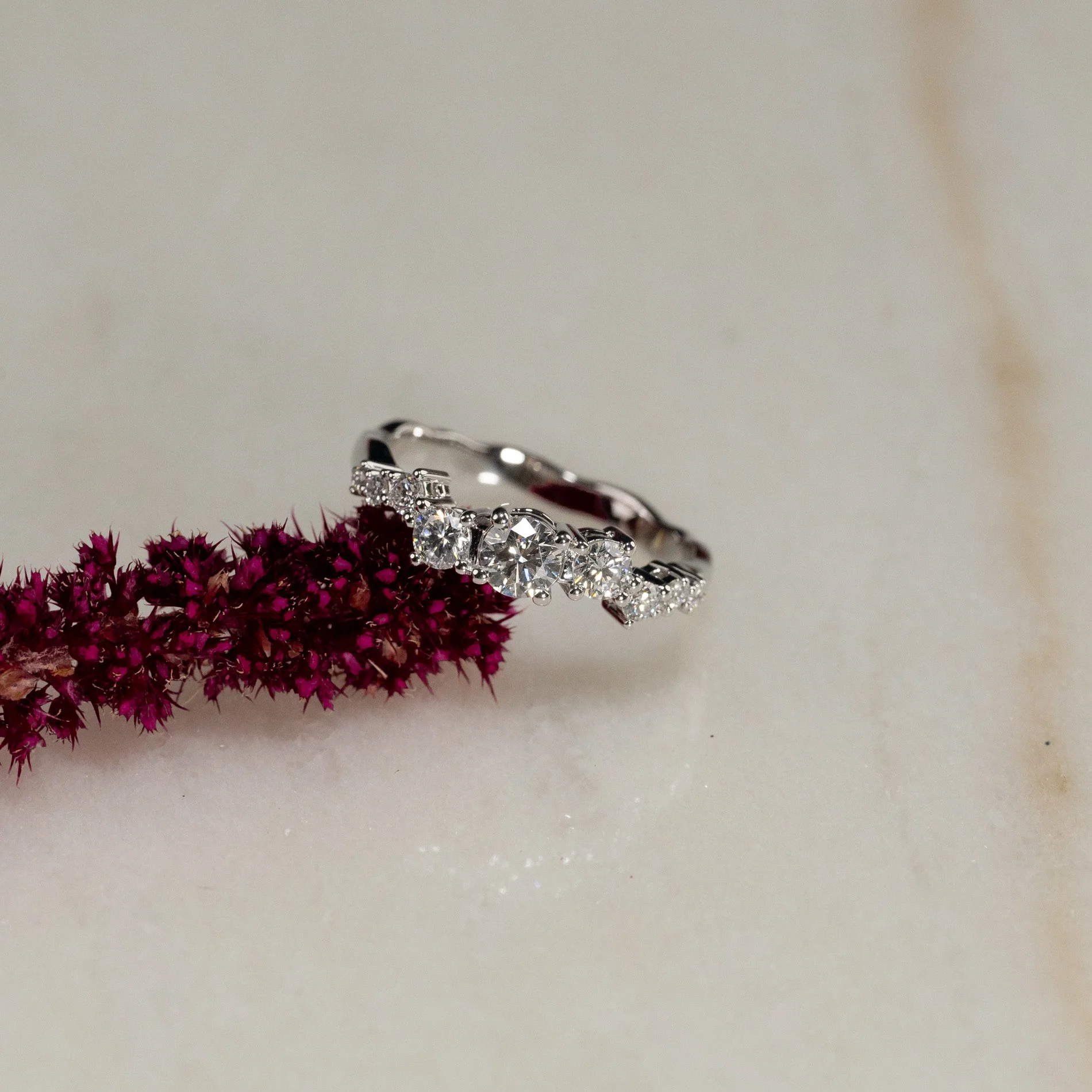ORGANIC CLUSTER LAB-DIAMOND RING - 0.7ct - WG