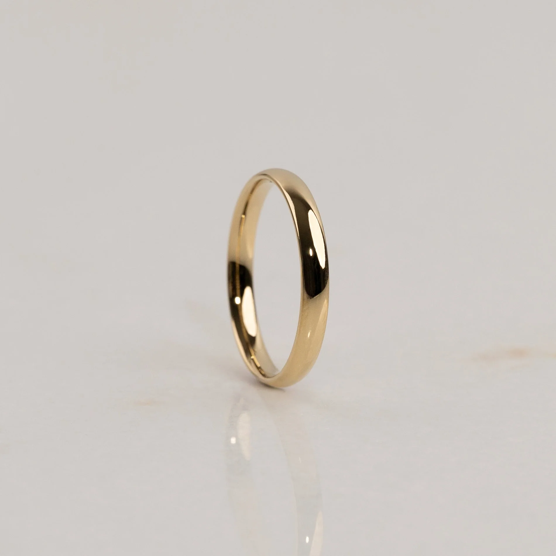 OVAL COURT WEDDING BAND - YG - Image 5