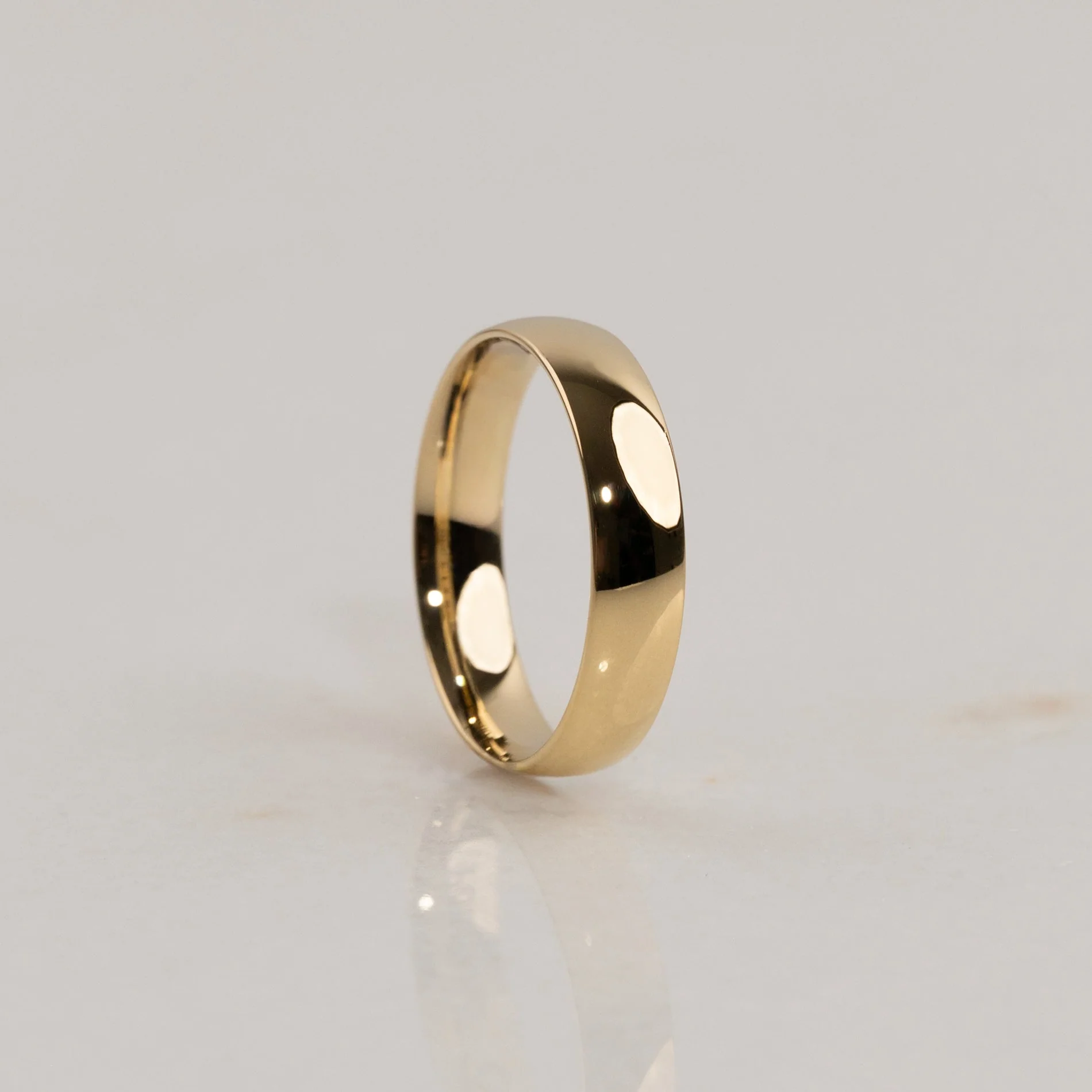 OVAL COURT WEDDING BAND - YG - Image 6