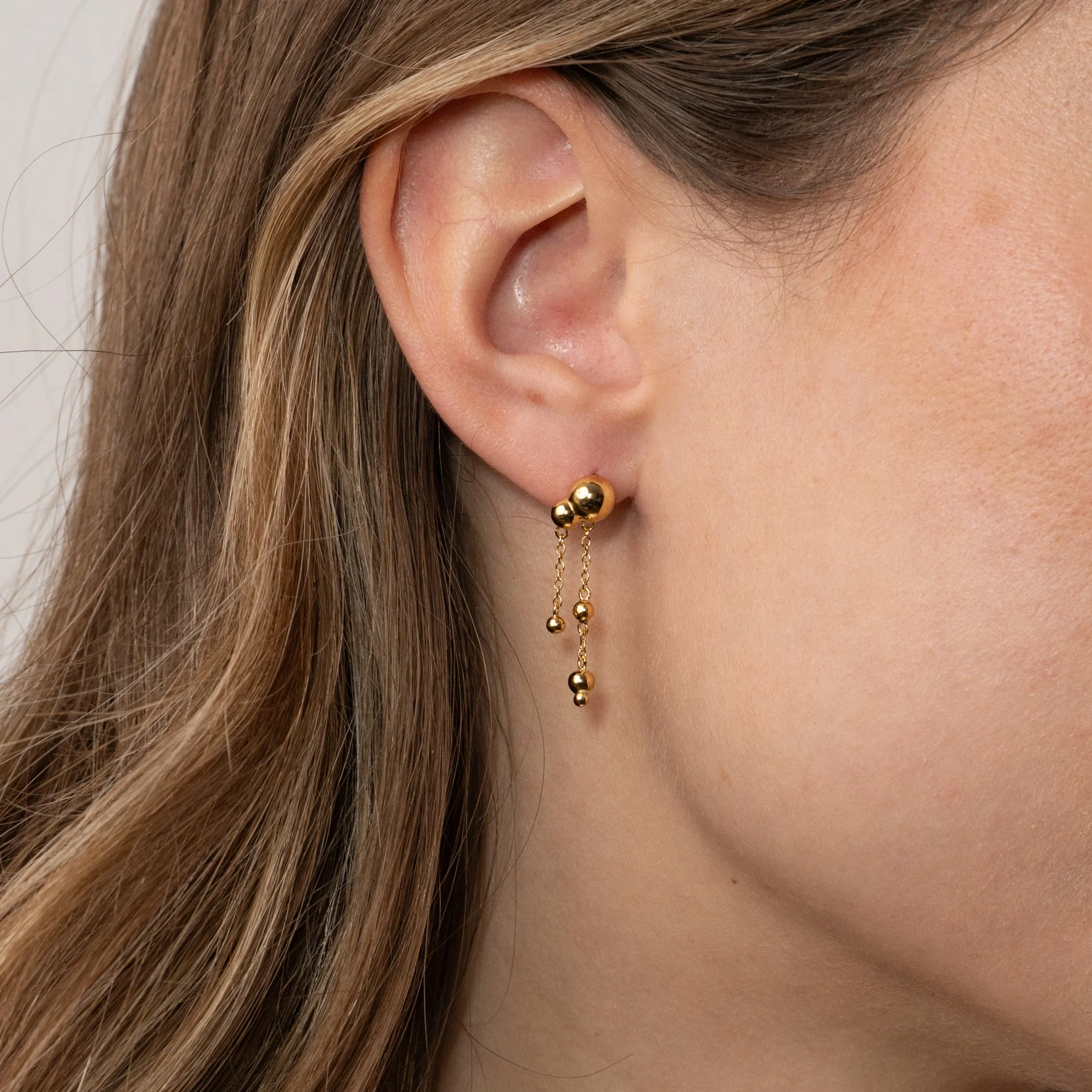 PALOMA GOLDEN DROP EARRING - Image 2