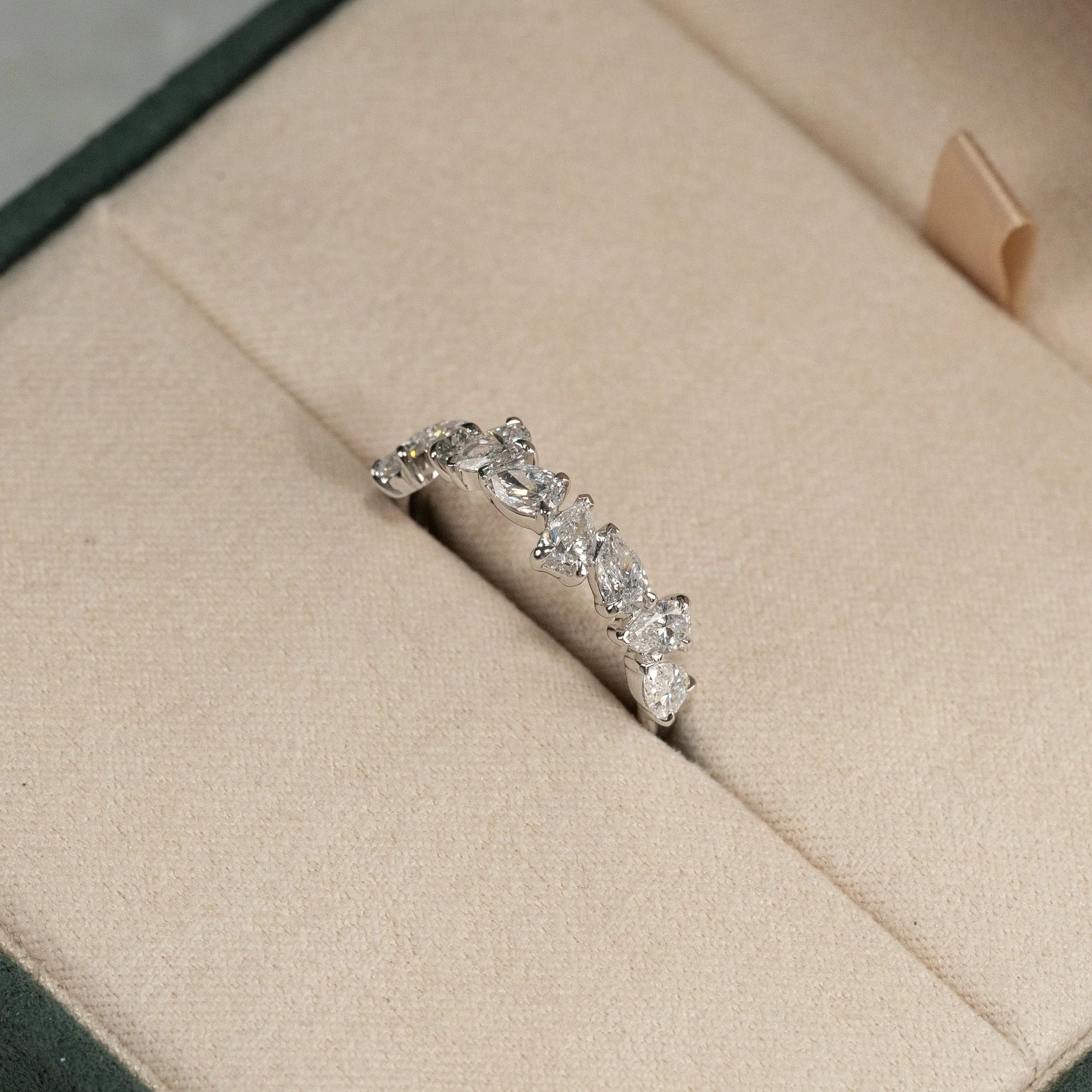 PEAR-CUT CLUSTER ALLIANCE LAB-DIAMOND RING - 1.2ct - WG