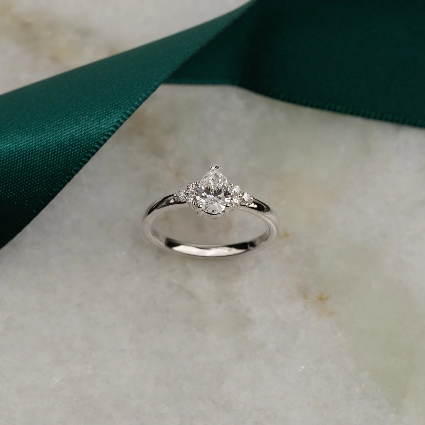 PEAR-CUT TRIAD LAB-DIAMOND RING - 0.65ct - WG